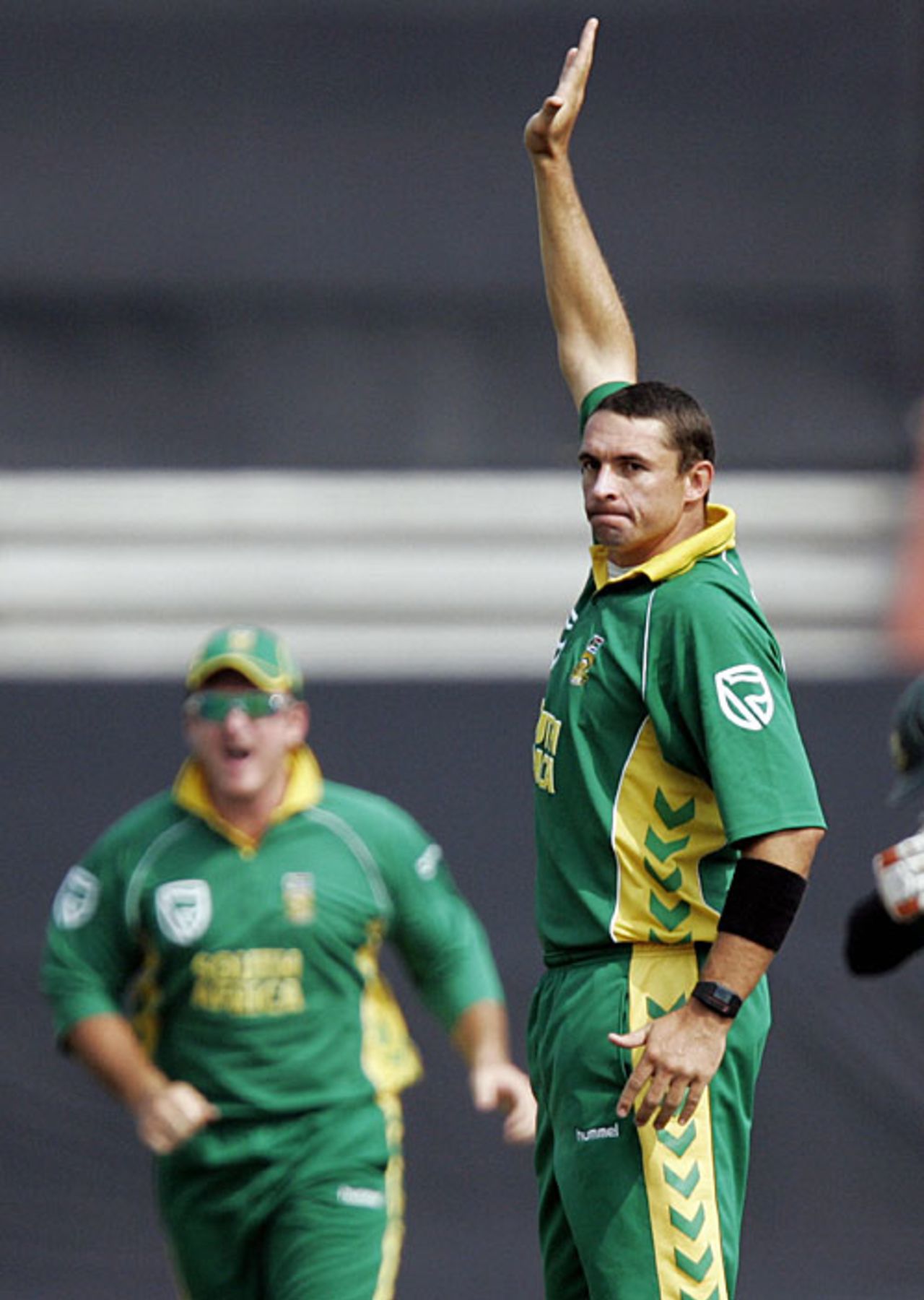 Andre Nel rattled the Bangladesh top order with three quick wickets, Bangladesh v South Africa, 2nd ODI, Mirpur, March 12, 2008