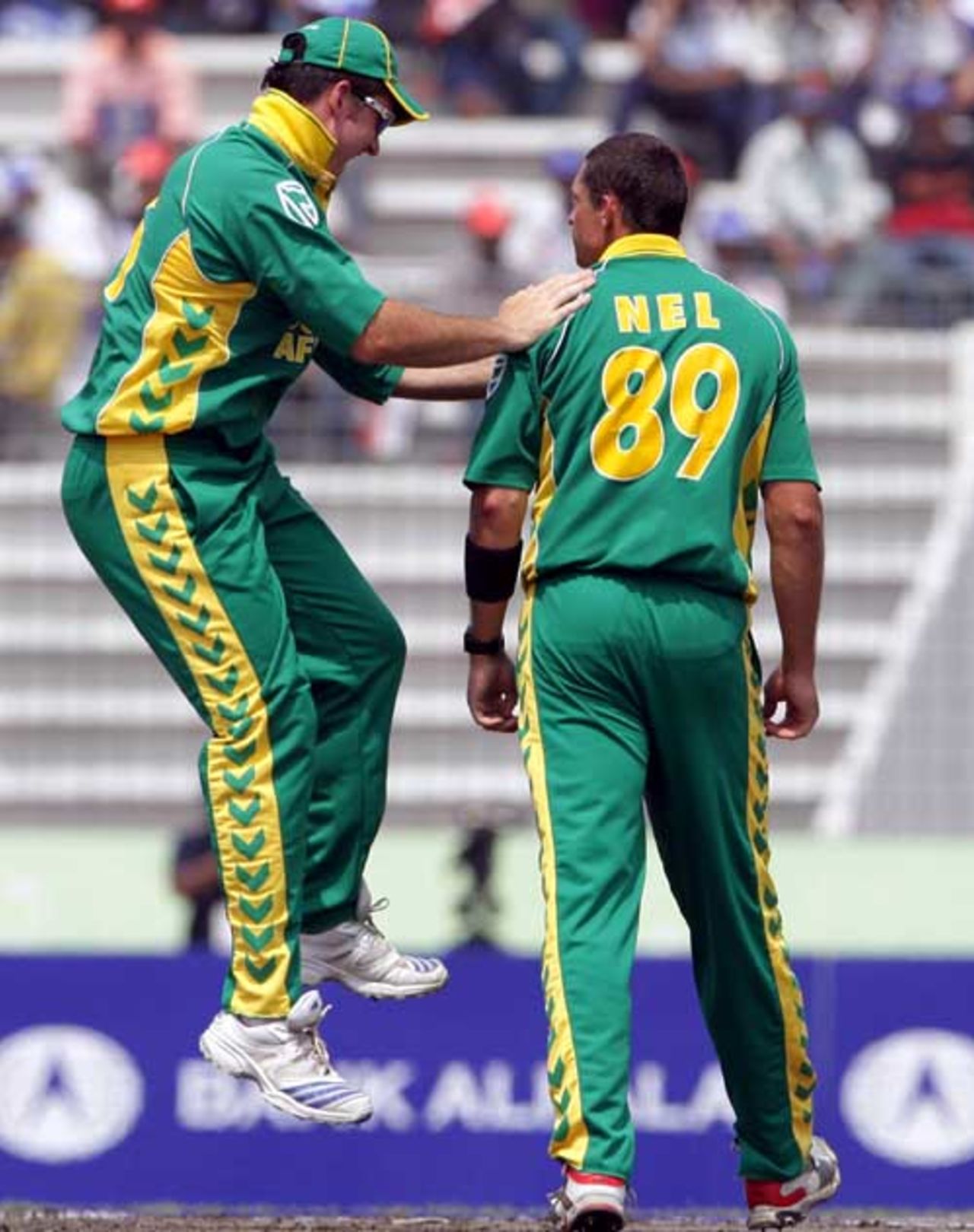 Andre Nel gets a pat on the back from Graeme Smith, Bangladesh v South Africa, 2nd ODI, Mirpur, March 12, 2008