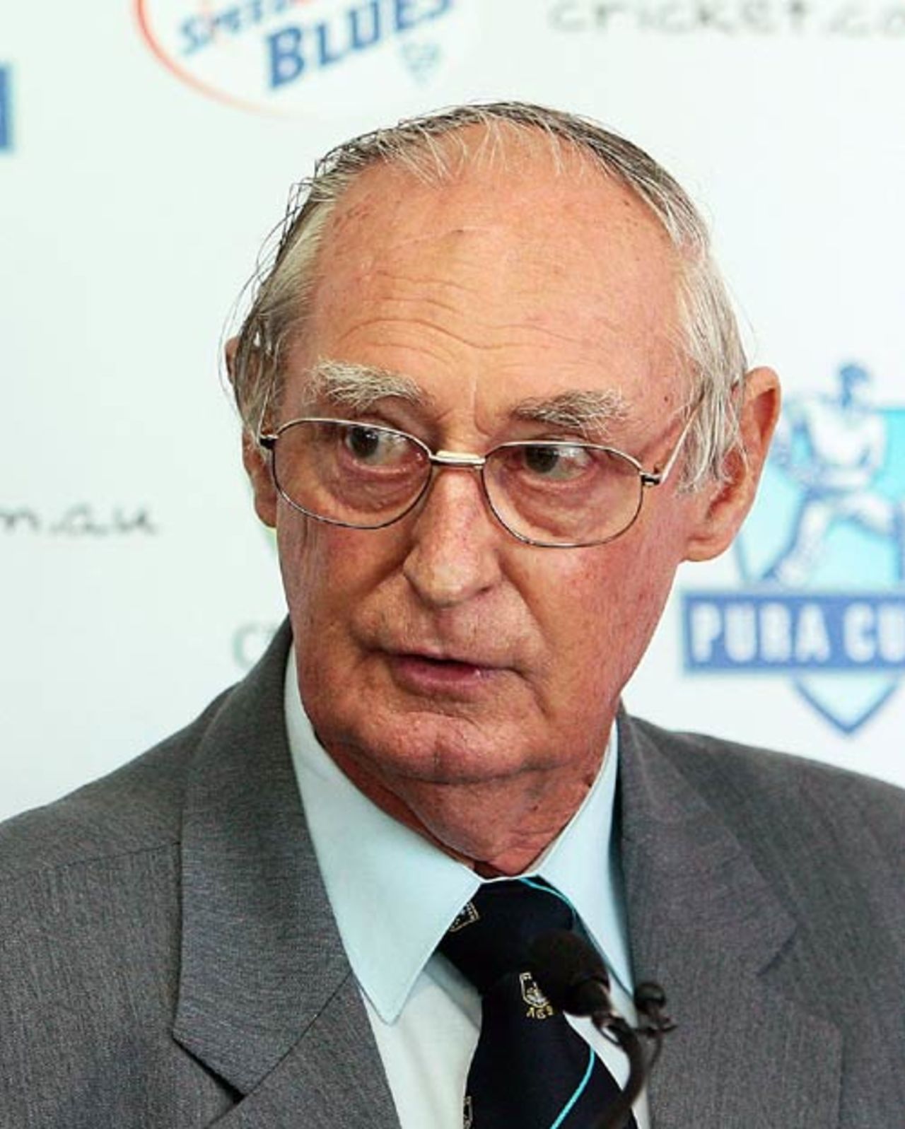 Brian Booth speaks at the Australian Cricketers' Association awards, Sydney, March 13, 2008