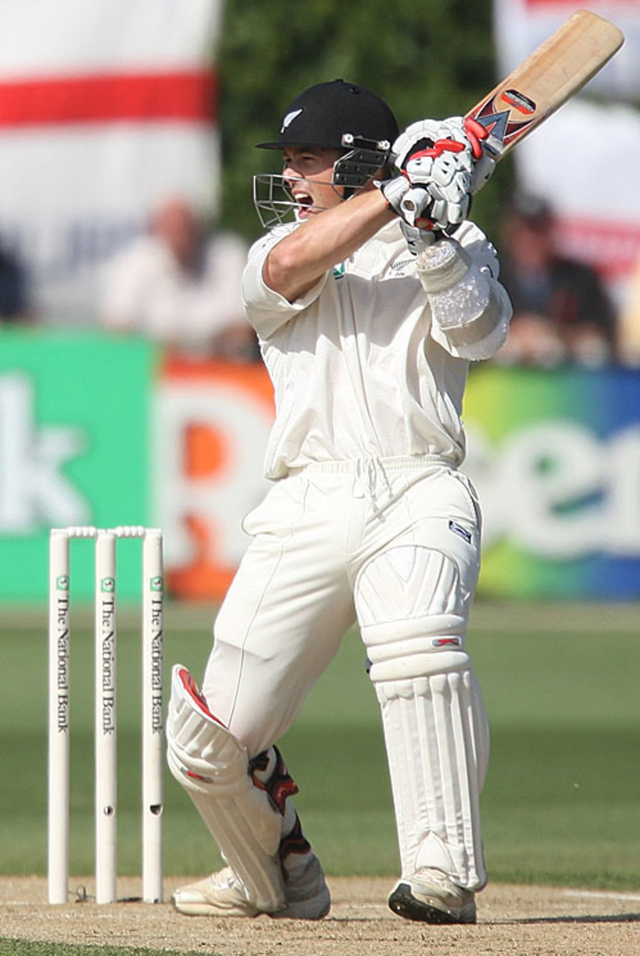 Matthew Bell cuts hard, New Zealand v England, 2nd Test, 3rd day, Wellington, March 16, 2008