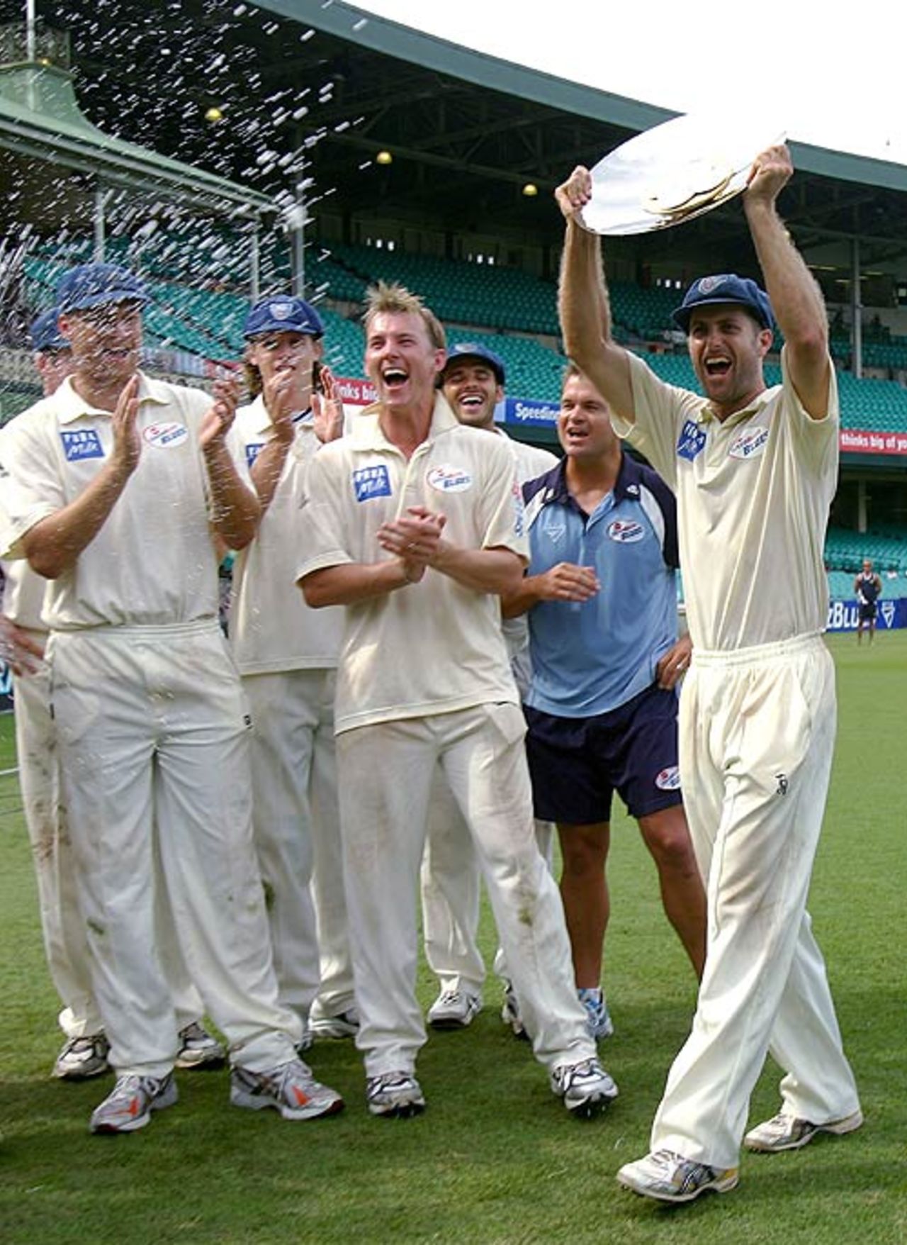 Simon Katich and Brett Lee celebrate New South Wales' Pura Cup triumph, New South Wales v Victoria, Pura Cup final, 5th day, Sydney, March 19, 2008