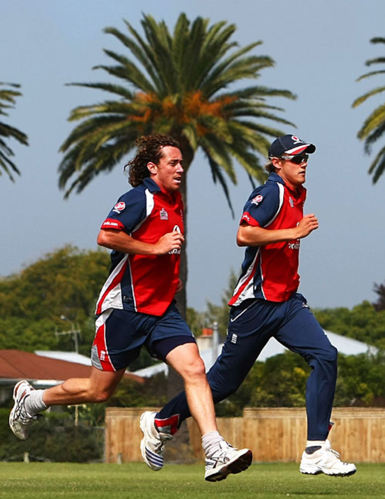 Ryan Sidebottom and Stuart Broad go for a run, Napier, March 20, 2008