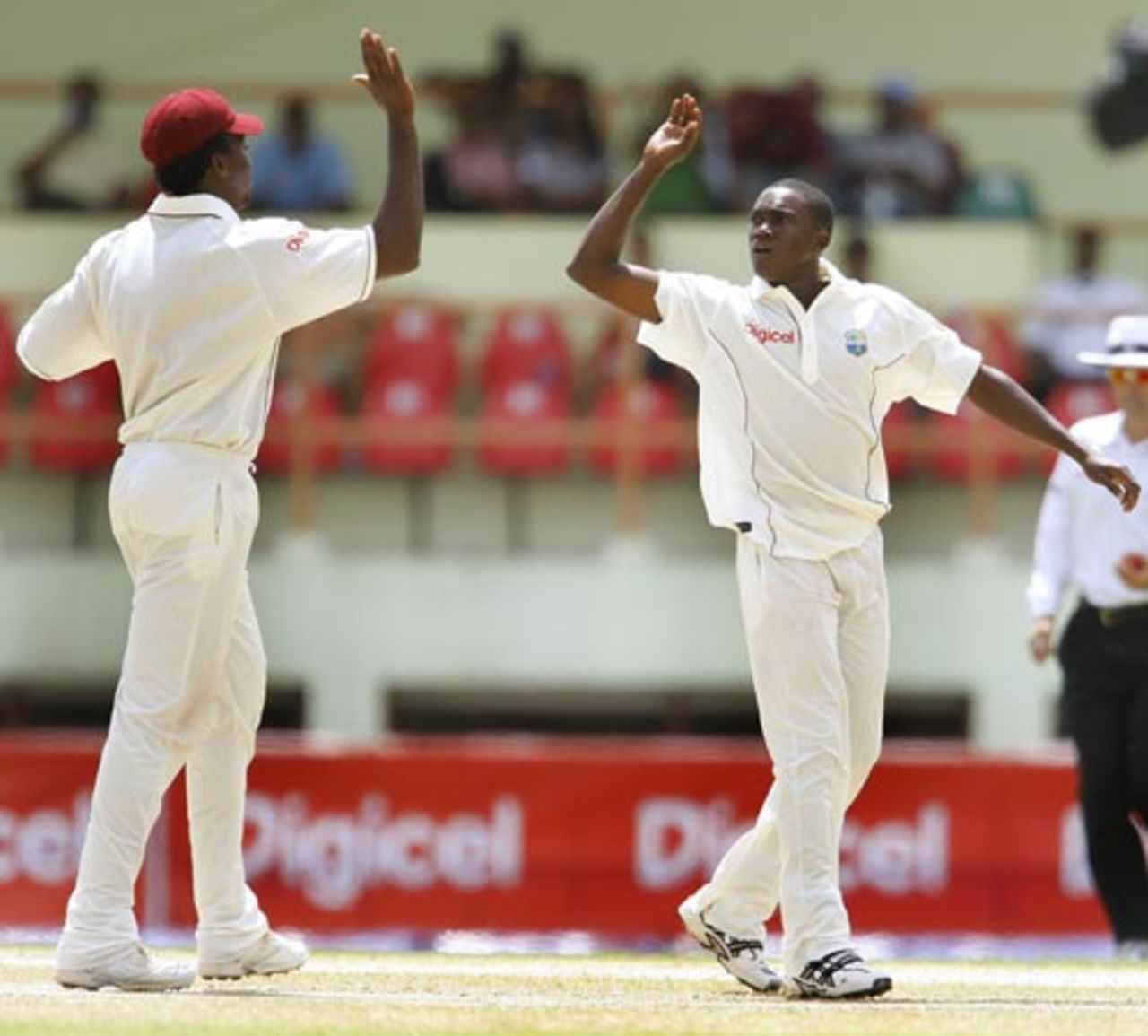 Jerome Taylor celebrates a wicket with captain Chris Gayle, West Indies v Sri Lanka, 1st Test, Guyana, 1st day, March 22, 2008