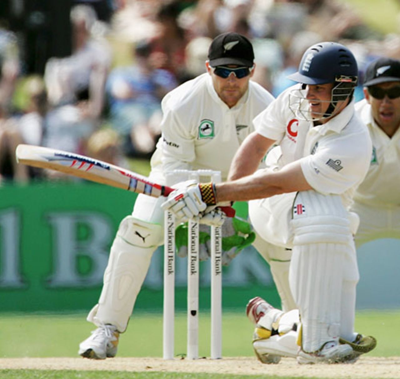 Andrew Strauss sweeps as England build their lead, New Zealand v England, 3rd Test, Napier, March 24, 2008