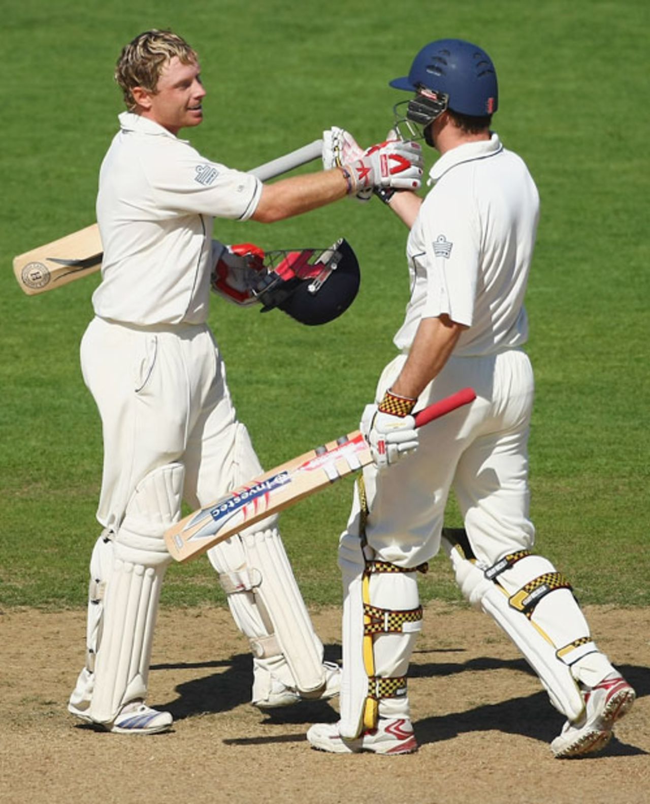 Double hundreds ...Ian Bell is congratulated by Andrew Strauss on reaching his century ... Strauss head reached his own hundred shortly before, New Zealand v England, 3rd Test, Napier, March 24, 2008