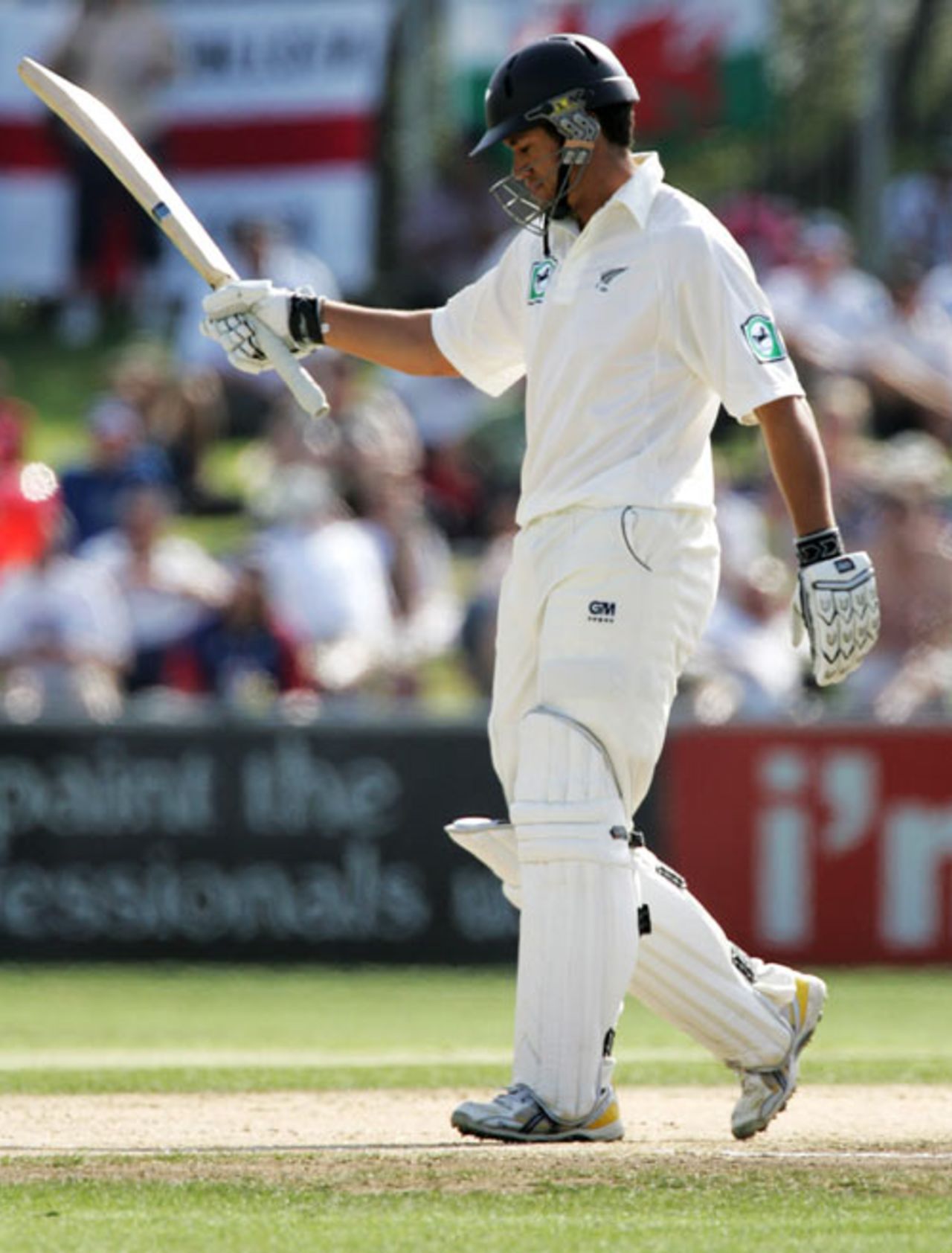 Ross Taylor acknowledges the crowd on reaching his fifty, New Zealand v England, 3rd Test, Napier, March 26, 2008