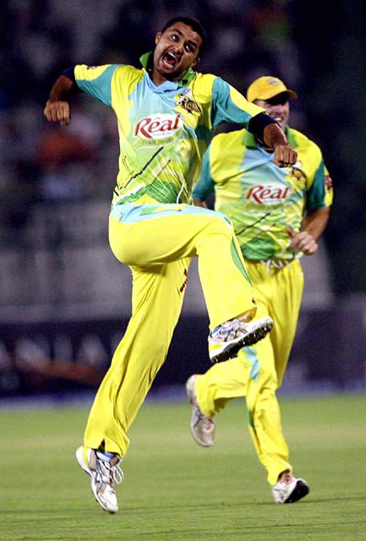 Chandigarh's Ishan Malhotra celebrates his second wicket against Hyderabad, Chandigarh Lions v Hyderabad Heroes, Indian Cricket League, Hyderabad, March 29, 2008