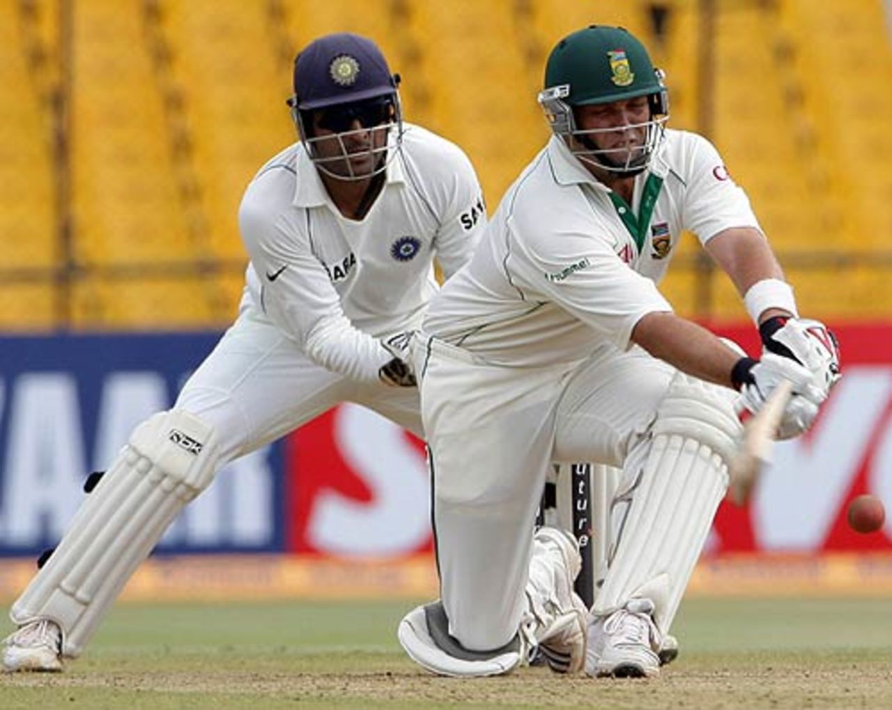 Jacques Kallis sets himself up to sweep Harbhajan Singh, India v South Africa, 2nd Test, Ahmedabad, 2nd day, April 4, 2008