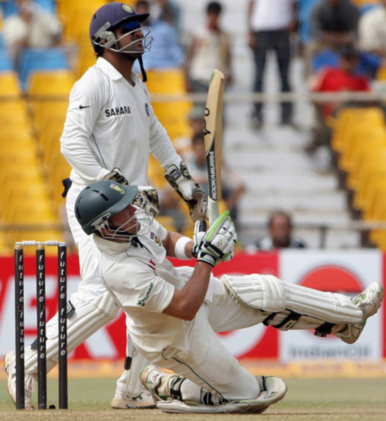 AB de Villiers falls over as he clobbers a massive six, India v South Africa, 2nd Test, Ahmedabad, 2nd day, April 4, 2008