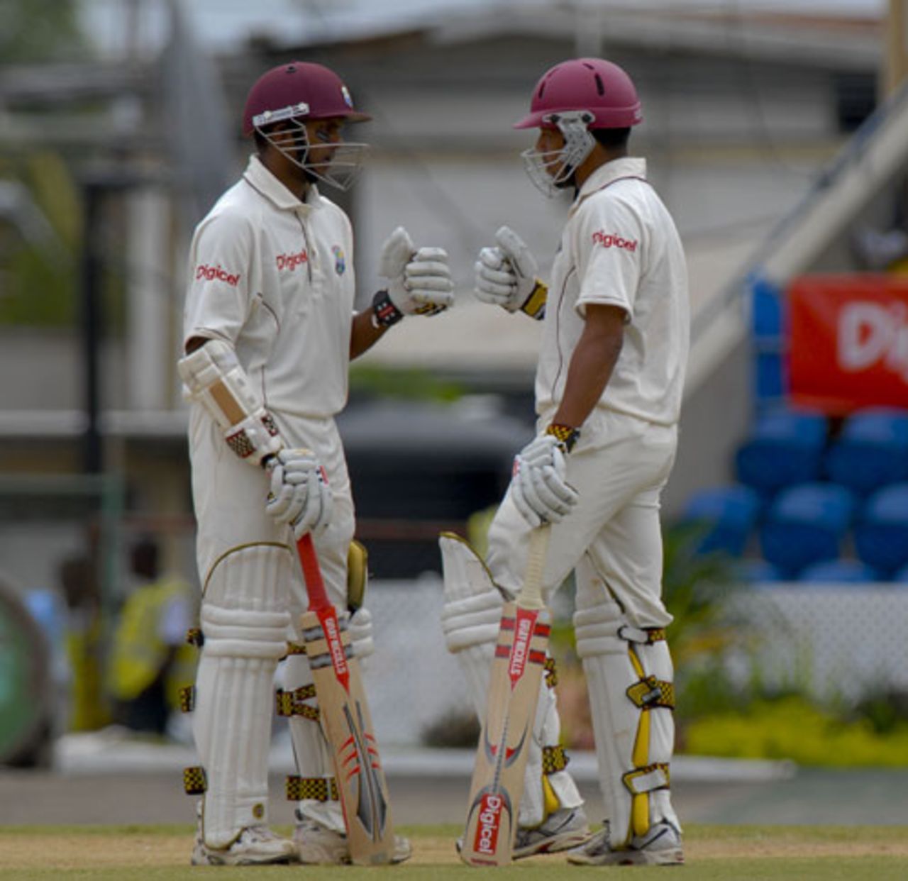 Shivnarine Chanderpaul and Ramnaresh Sarwan confer during their 157-run fourth-wicket stand, West Indies v Sri Lanka, 2nd Test, Trinidad, 4th day, April 6, 2008 