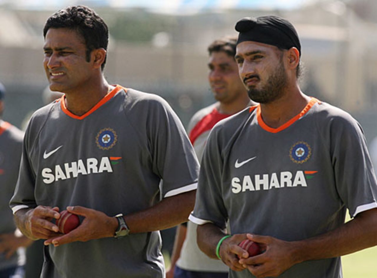 Anil Kumble and Harbhajan Singh bowl in the nets, Kanpur, April 10, 2008