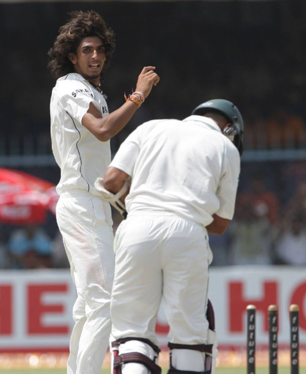 Ishant Sharma nails Hashim Amla with an inswinger, India v South Africa, 3rd Test, Kanpur, 1st day, April 11, 2008