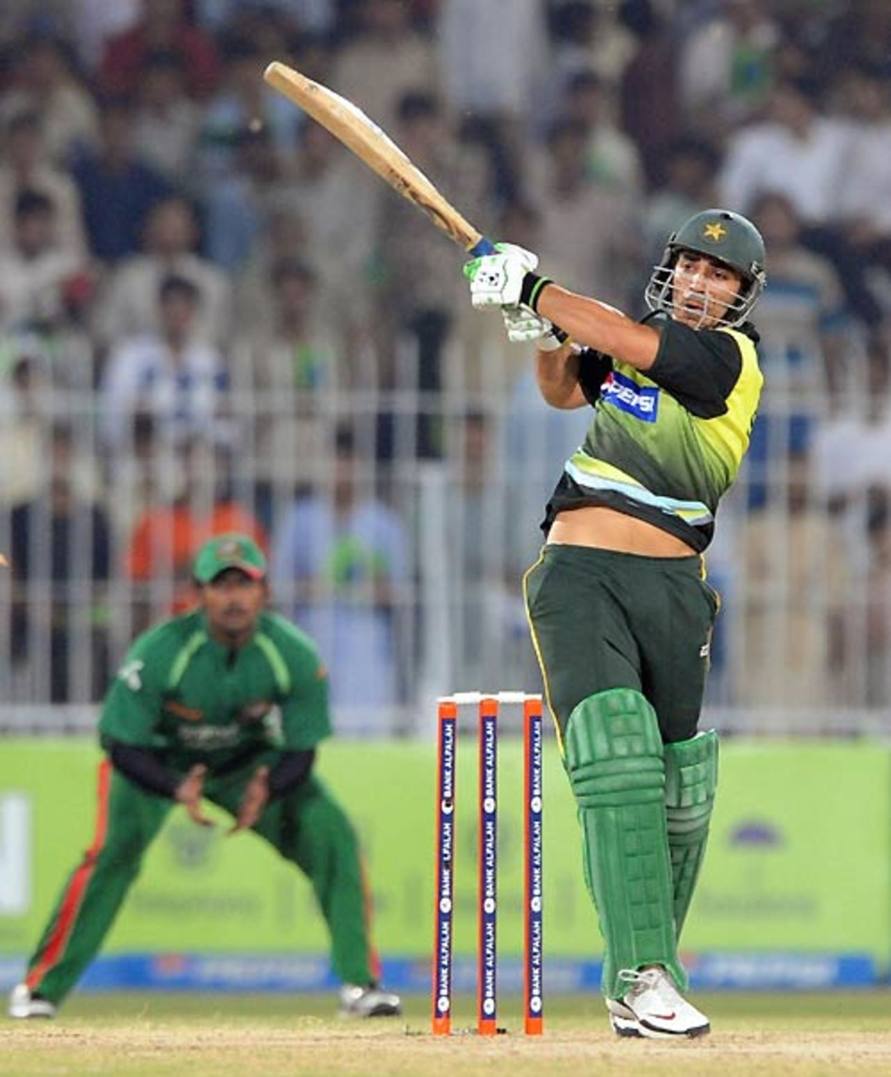 Nasir Jamshed heaves one over midwicket, Pakistan v Bangladesh, 2nd ODI, Faisalabad, April 11, 2008