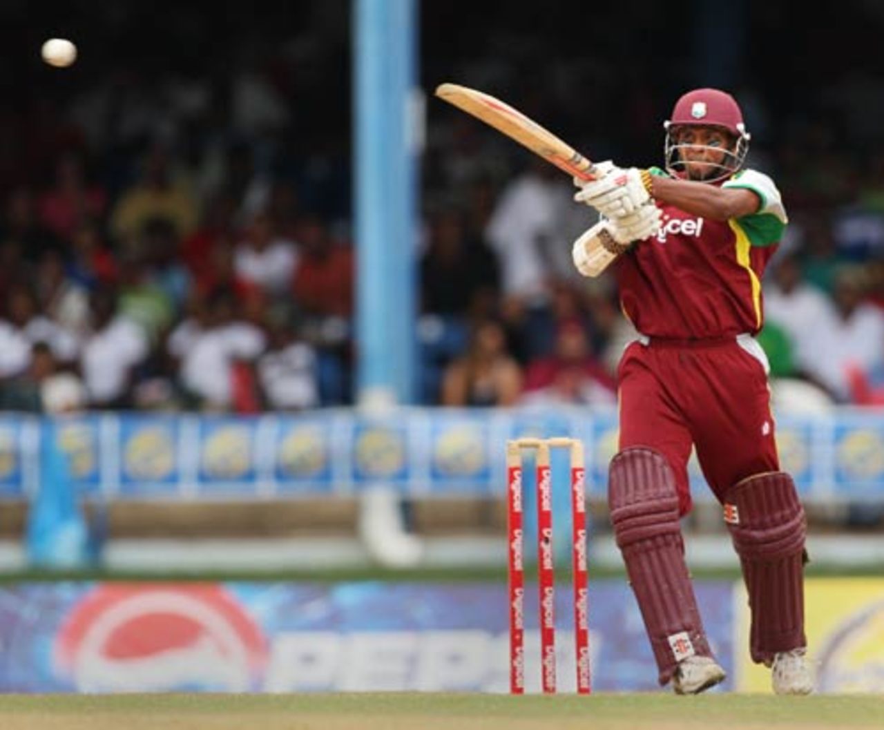 Shivnarine Chanderpaul goes over the top, West Indies v Sri Lanka, 2nd ODI, Trinidad, April 12, 2008
