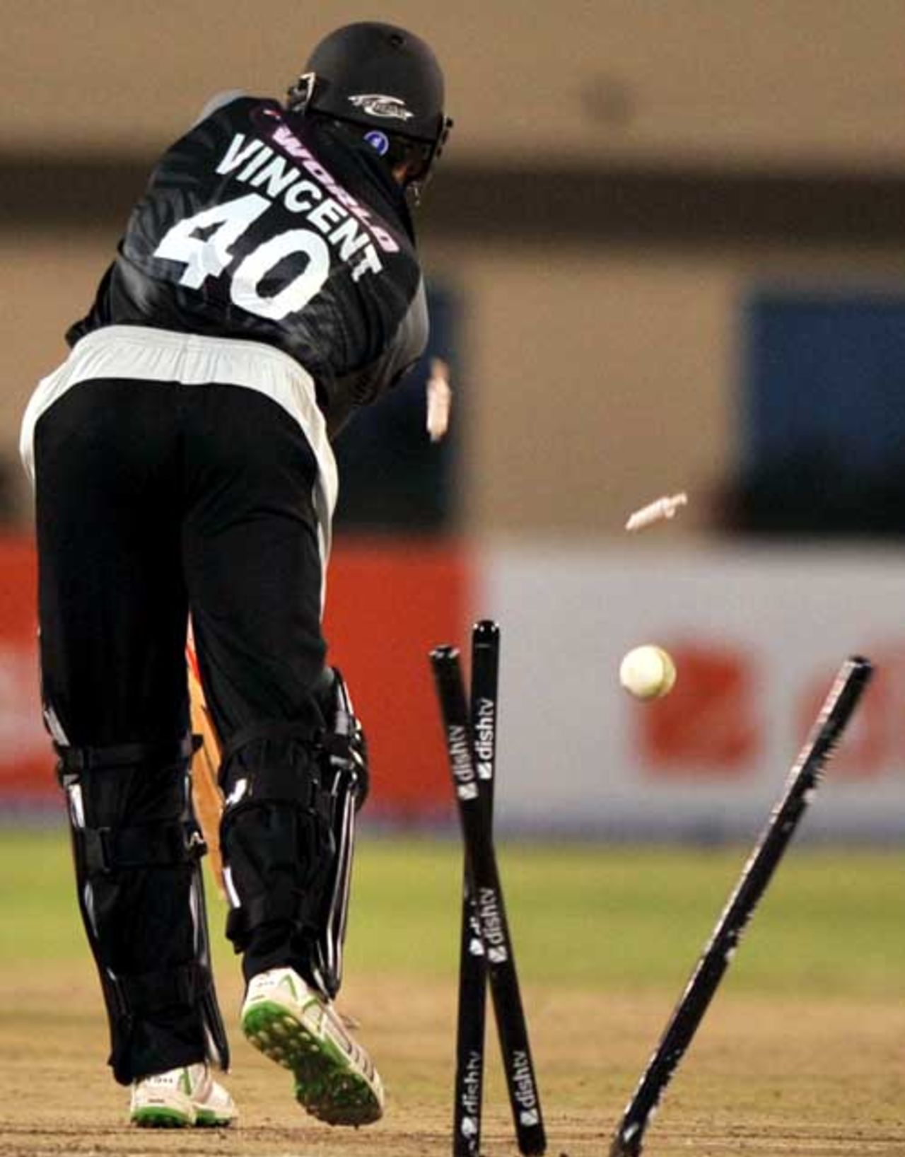 Lou Vincent was out for a duck, Pakistan XI v World XI, Indian Cricket League, Hyderabad, April 14, 2008