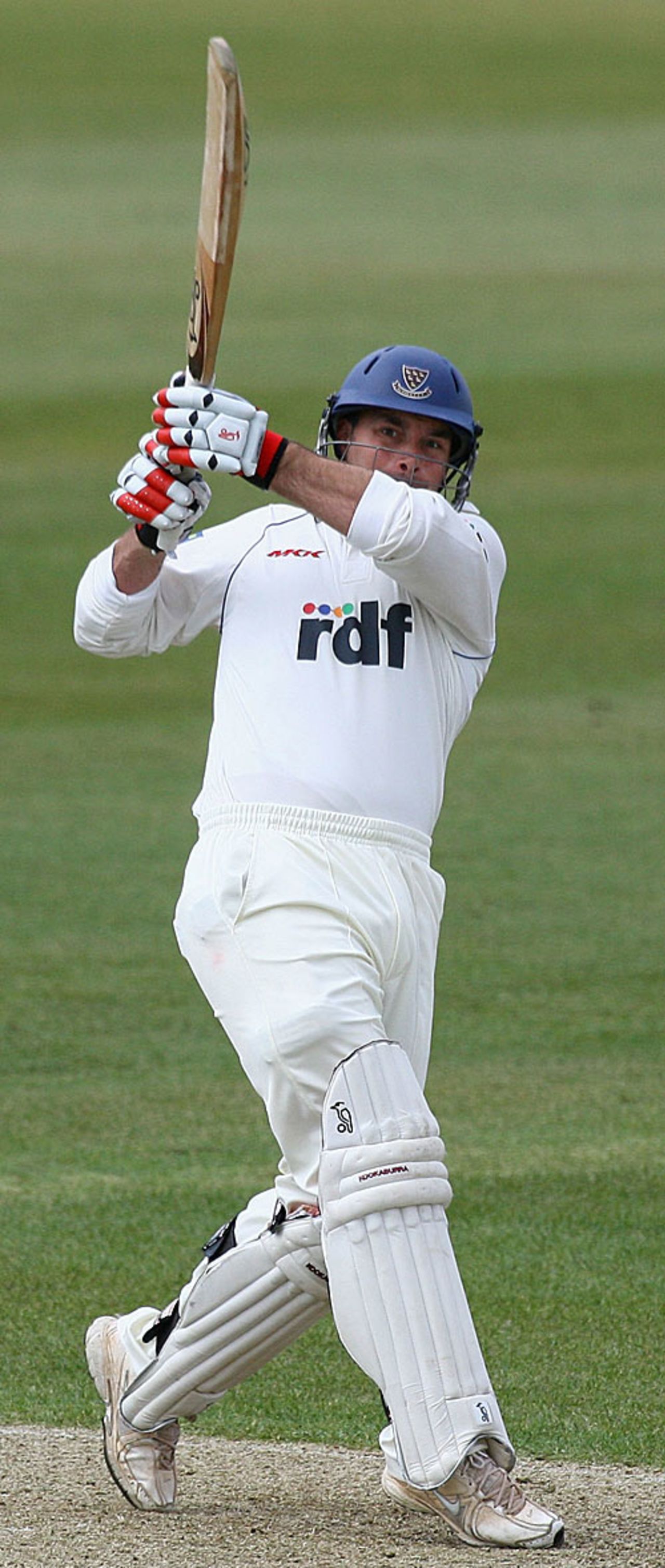 On his toes, Michael Yardy pulls off the front foot, Hampshire v Sussex, Southampton, April 16, 2008