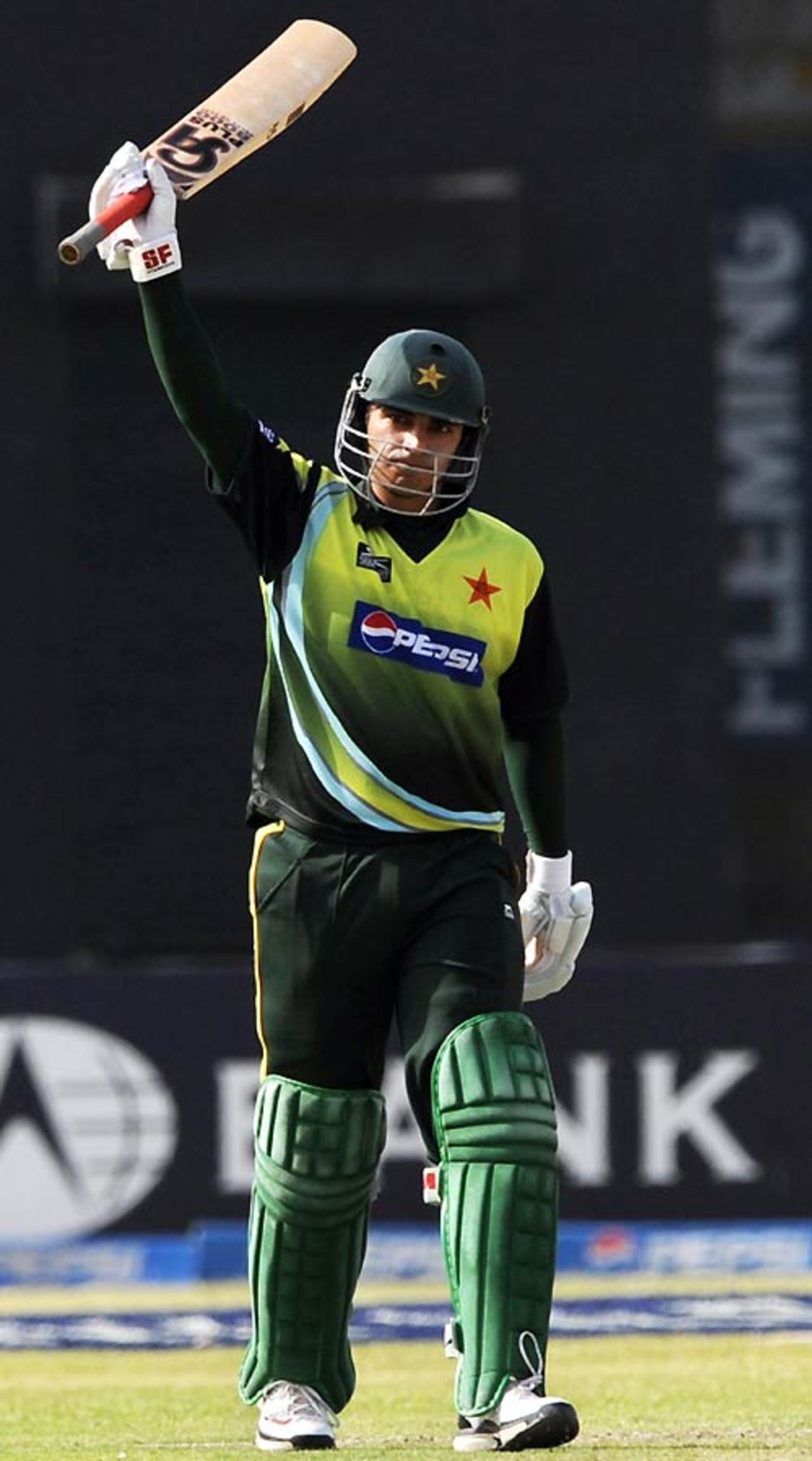 Salman Butt acknowledges the cheers after scoring his second ton of the series,  Pakistan v Bangladesh, 5th ODI, Karachi, April 19, 2008