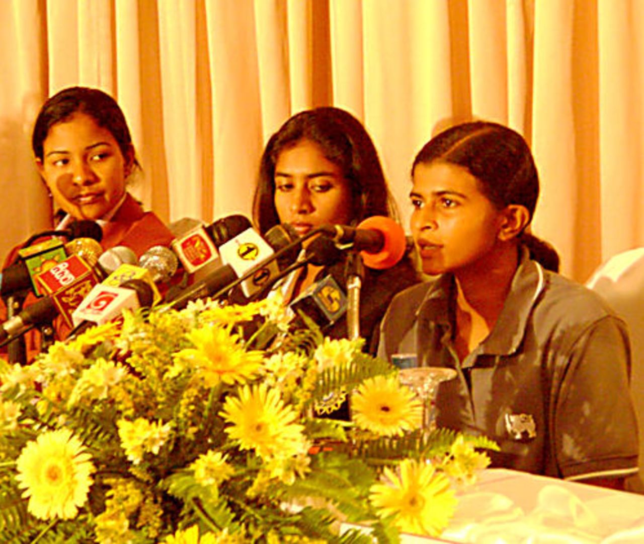 Shashikala Siriwardene responds to questions at the press conference, Colombo, April 28, 2008