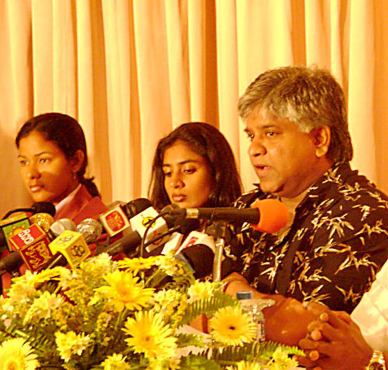 Arjuna Ranatunga attends the Asia Cup press conference, Colombo, April 28, 2008