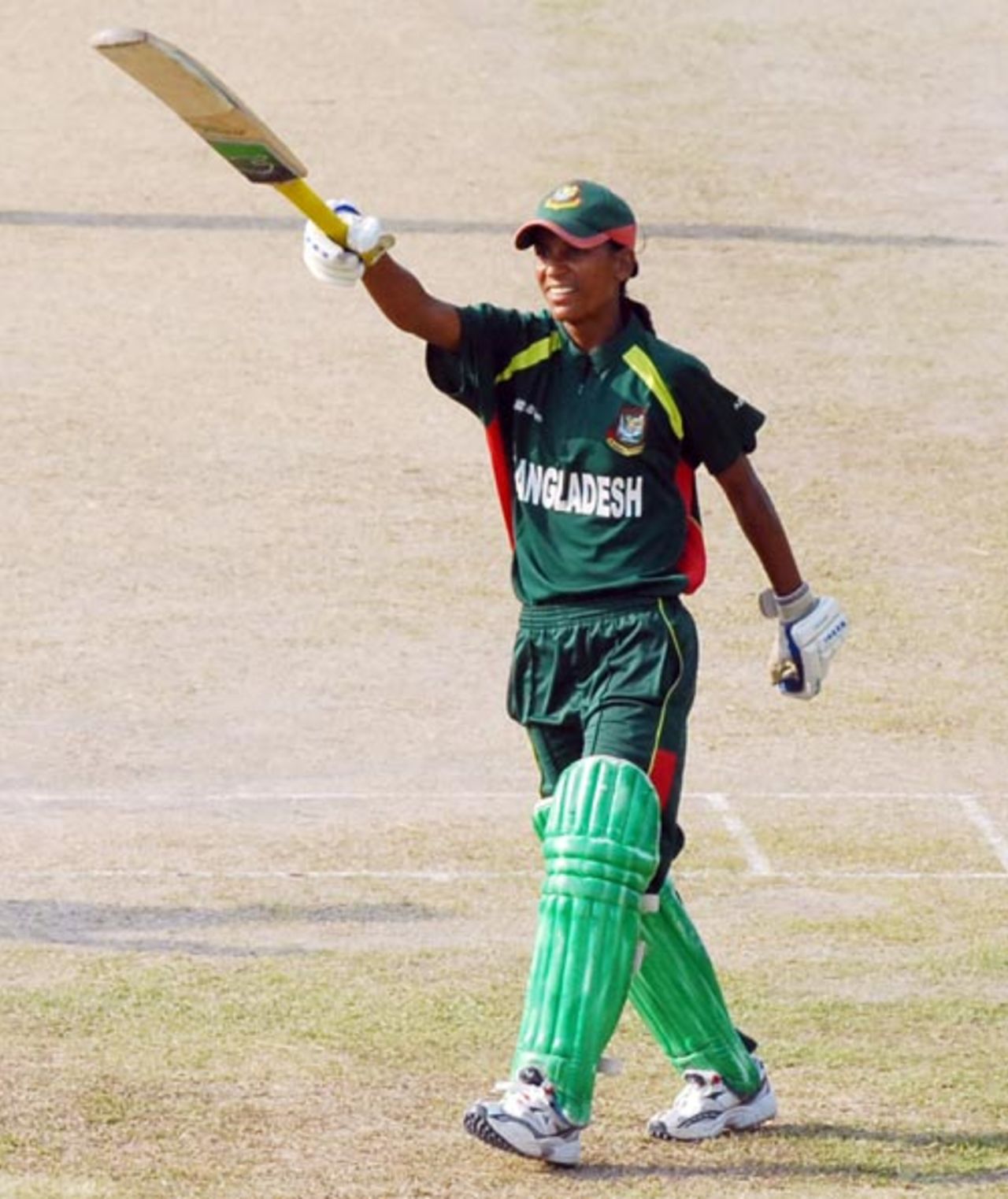 Salma Khatun raises her bat after her fifty, Bangladesh v Pakistan, Kurunegala, Women's Asia Cup, May 3, 2008