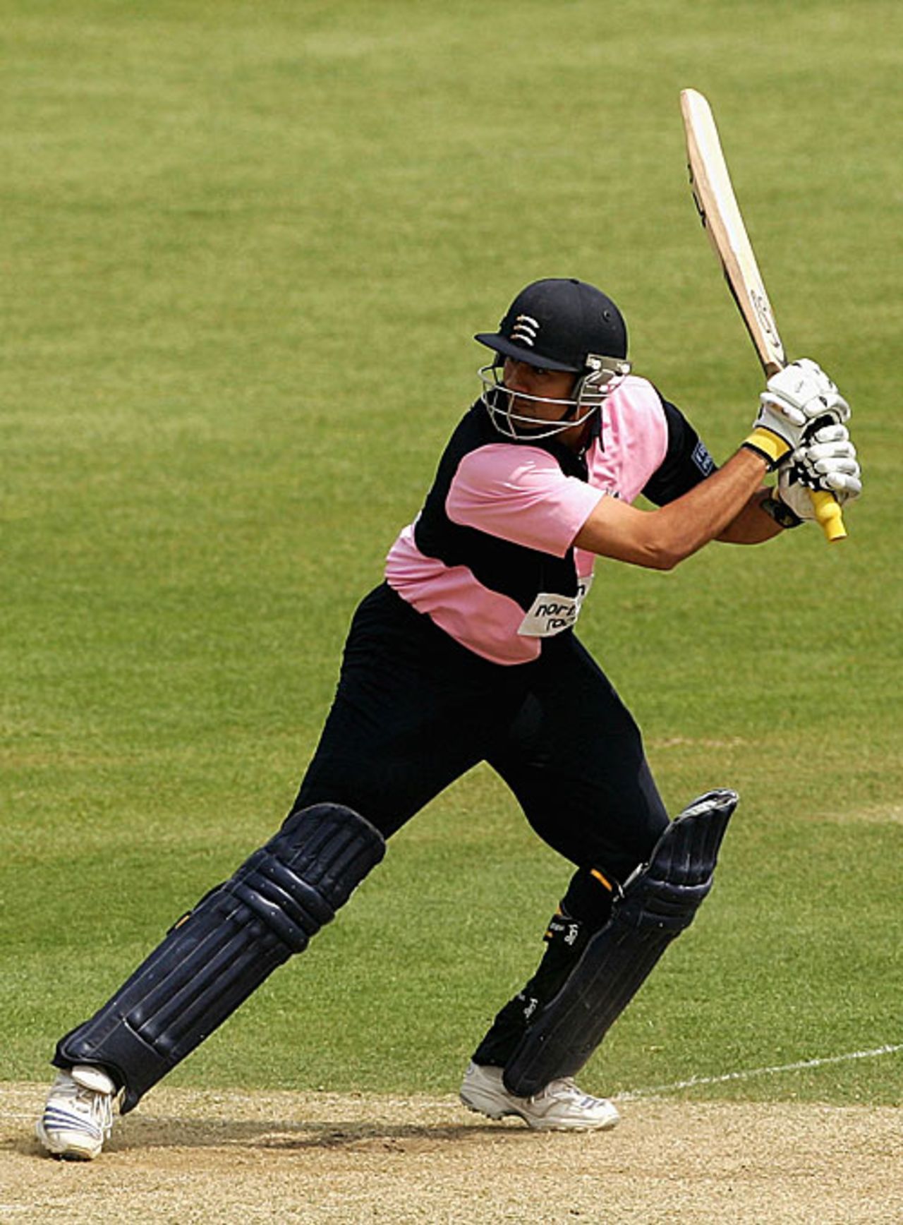 Owais Shah cuts against Sussex, Sussex v Middlesex, Friends Provident Trophy, Hove, May 5, 2008