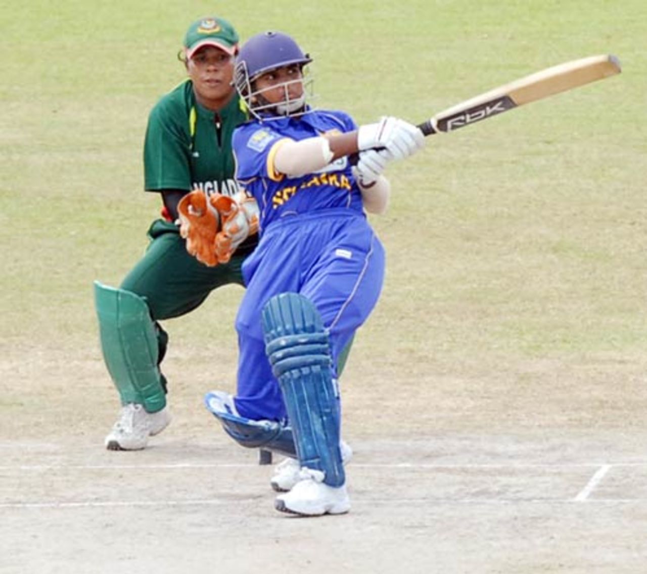 Dedunu Silva pulls during her unbeaten 66, Sri Lanka Women v Bangladesh Women, Women's Asia Cup, Kurunegala, May 9, 2008