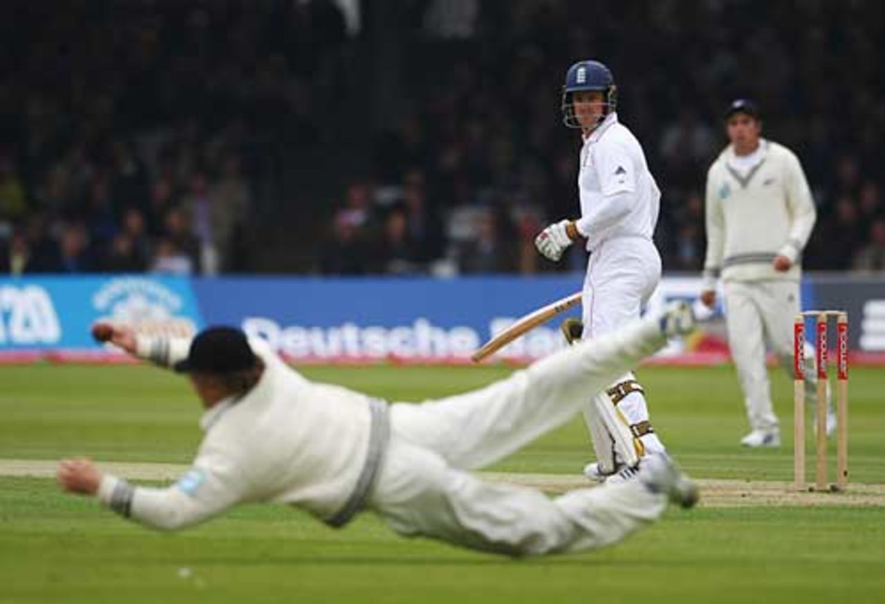 Andrew Strauss watches James Marshall pull off a diving save, England v New Zealand, 1st Test, Lord's, 2nd day, May 16, 2008