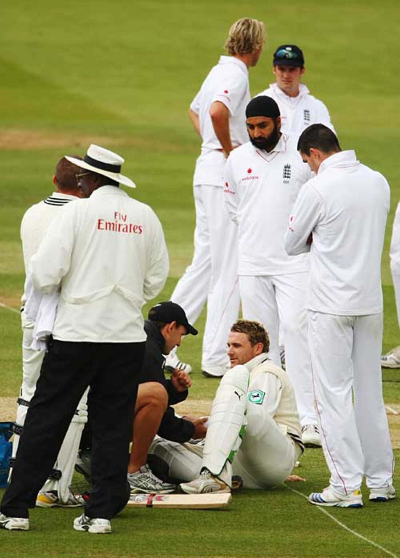 Brendon McCullum receives treatment after his blow from Stuart Broad, England v New Zealand, 1st Test, Lord's, May 19, 2008