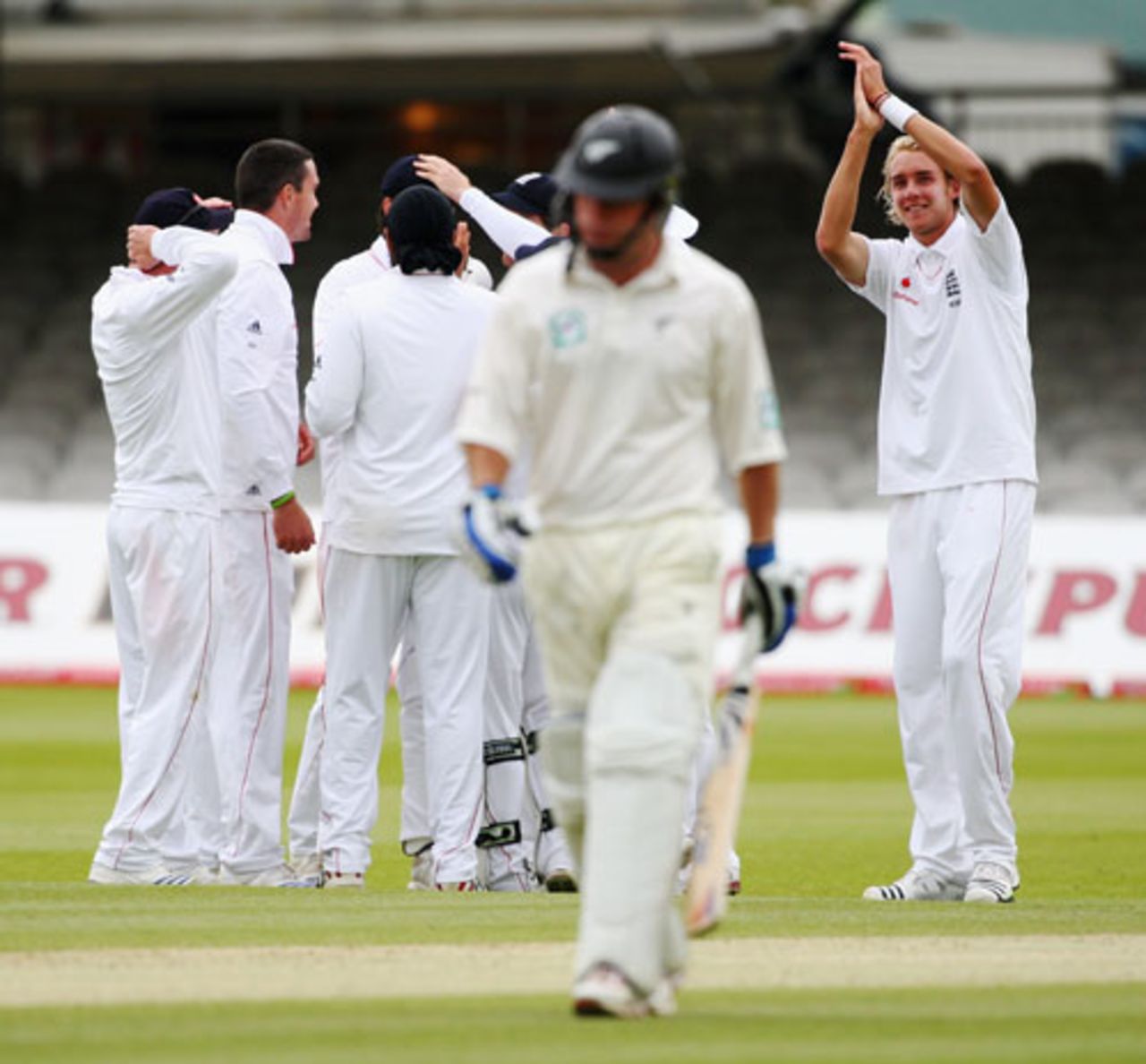 Stuart Broad and his team-mates celebrate the wicket of Jamie How, England v New Zealand, 1st Test, Lord's, May 19, 2008