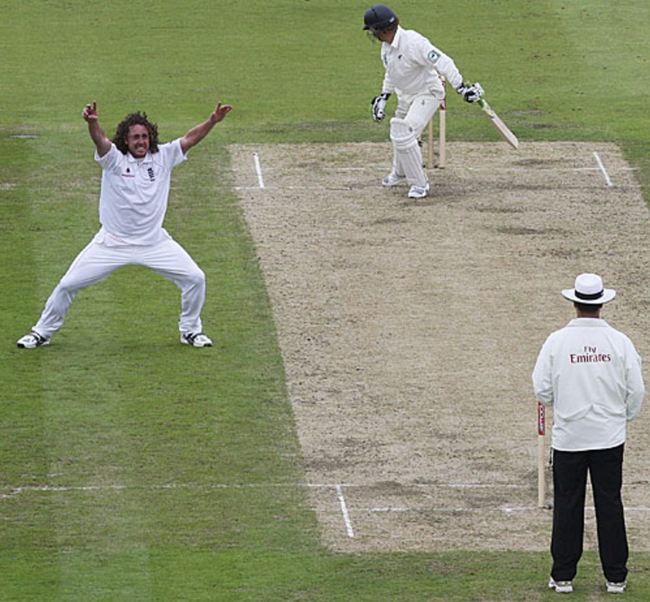 A wide-angle shot of Ryan Sidebottom appealing for James Marshall's wicket, England v New Zealand, 2nd Test, Old Trafford, May 23, 2008