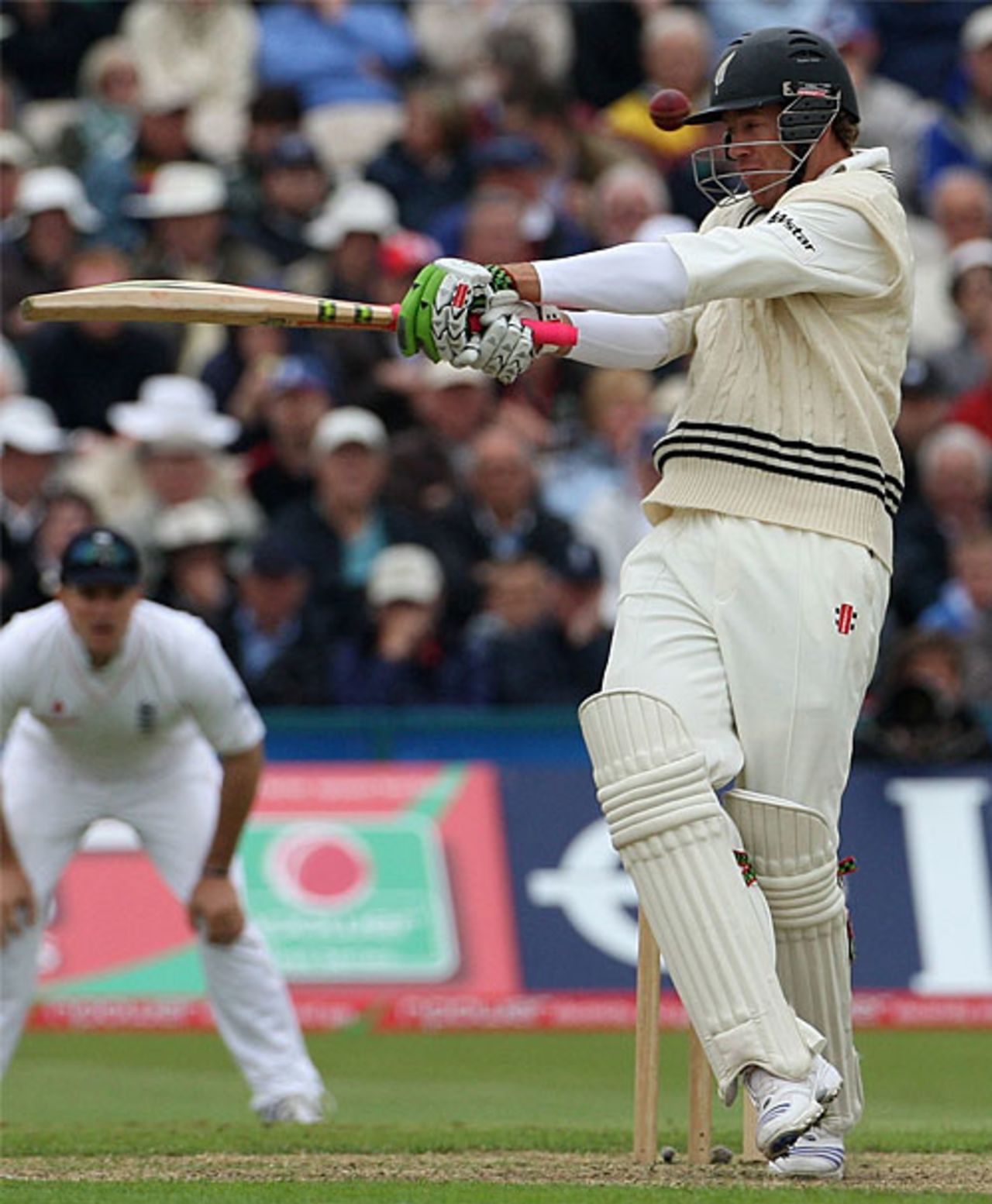 Jacob Oram tries to deal with a short one, England v New Zealand, 2nd Test, Old Trafford, May 23, 2008