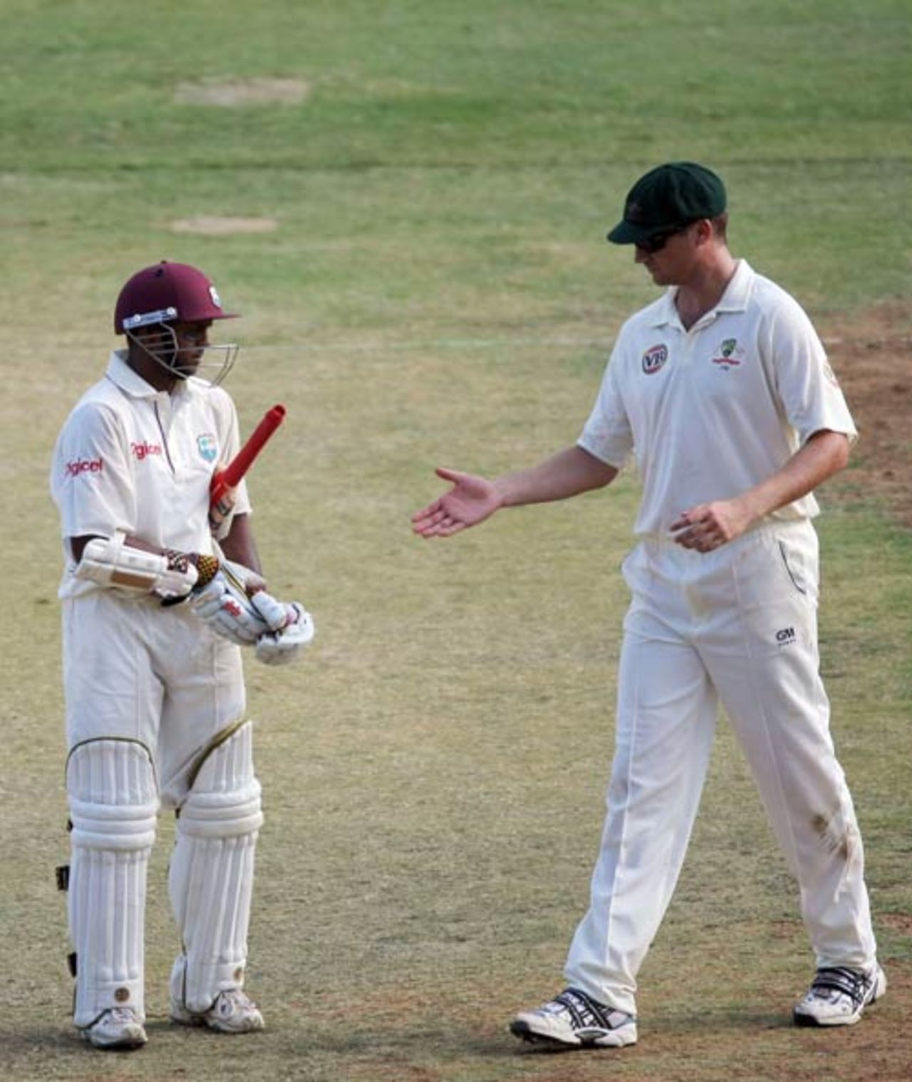 Stuart Clark congratulates Shivnarine Chanderpaul at the end of the West Indies innings, West Indies v Australia, 1st Test, Jamaica, May 24, 2008