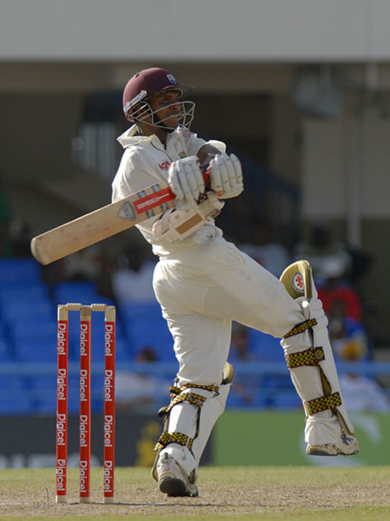 Shivnarine Chanderpaul pulls on his way to 55, West Indies v Australia, 2nd Test, Antigua, June 1, 2008