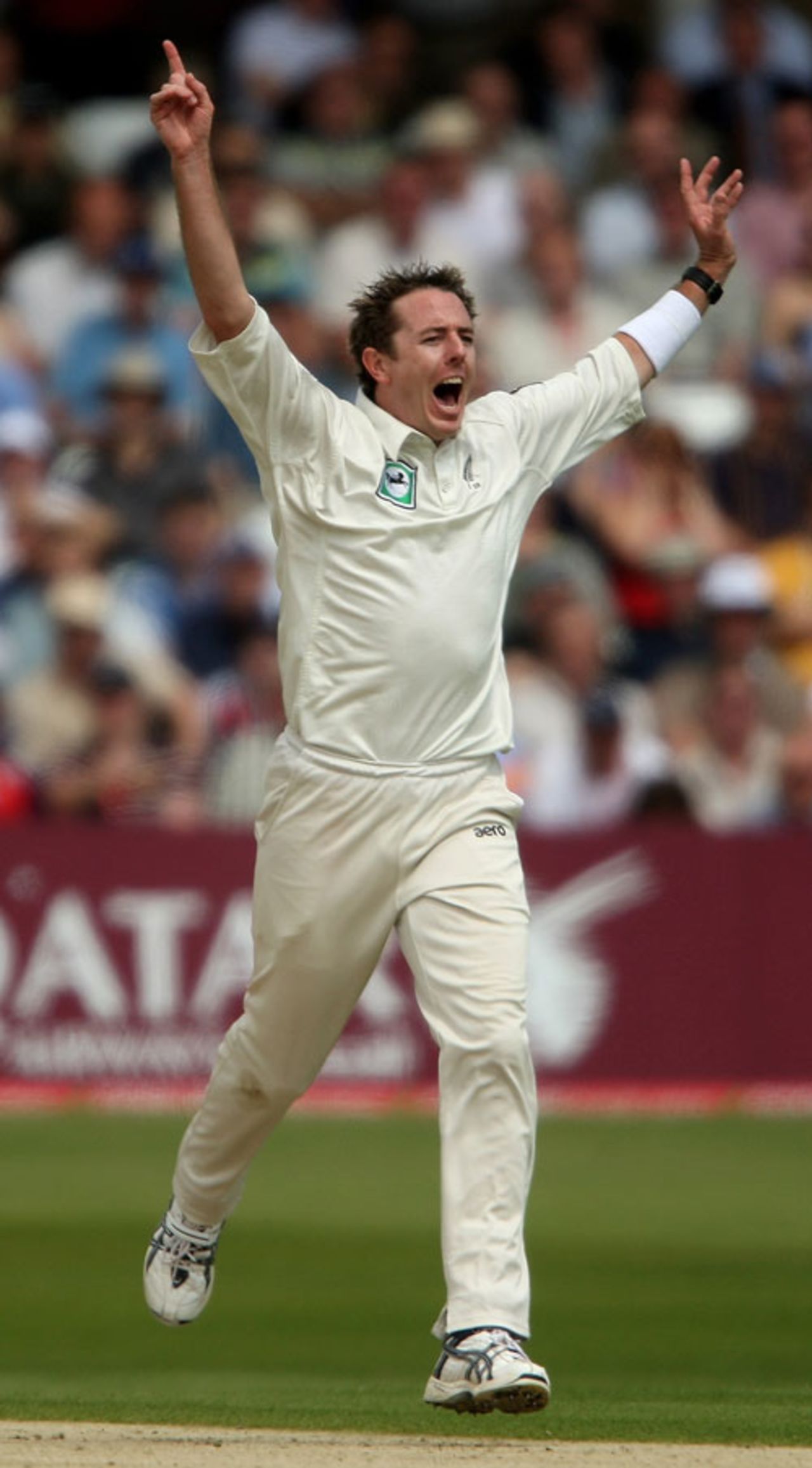 Iain O'Brien celebrates a wicket, England v New Zealand, 3rd Test, Trent Bridge, June 5, 2008