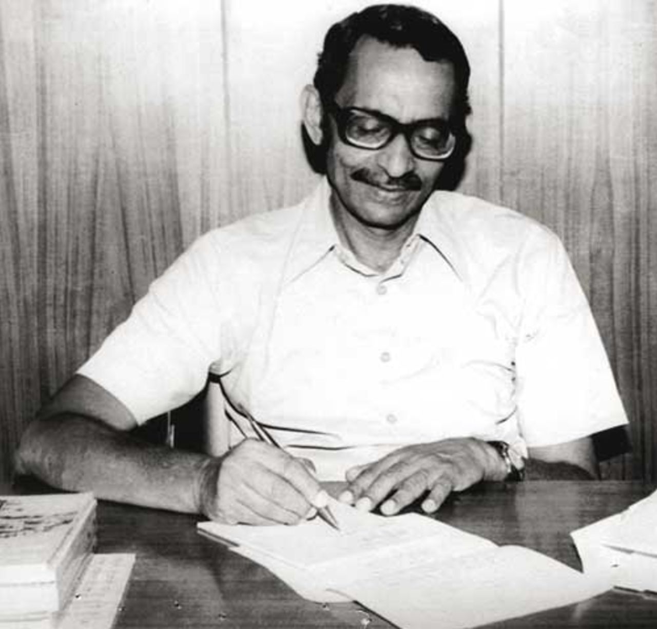 Cricket writer Sujit Mukherjee