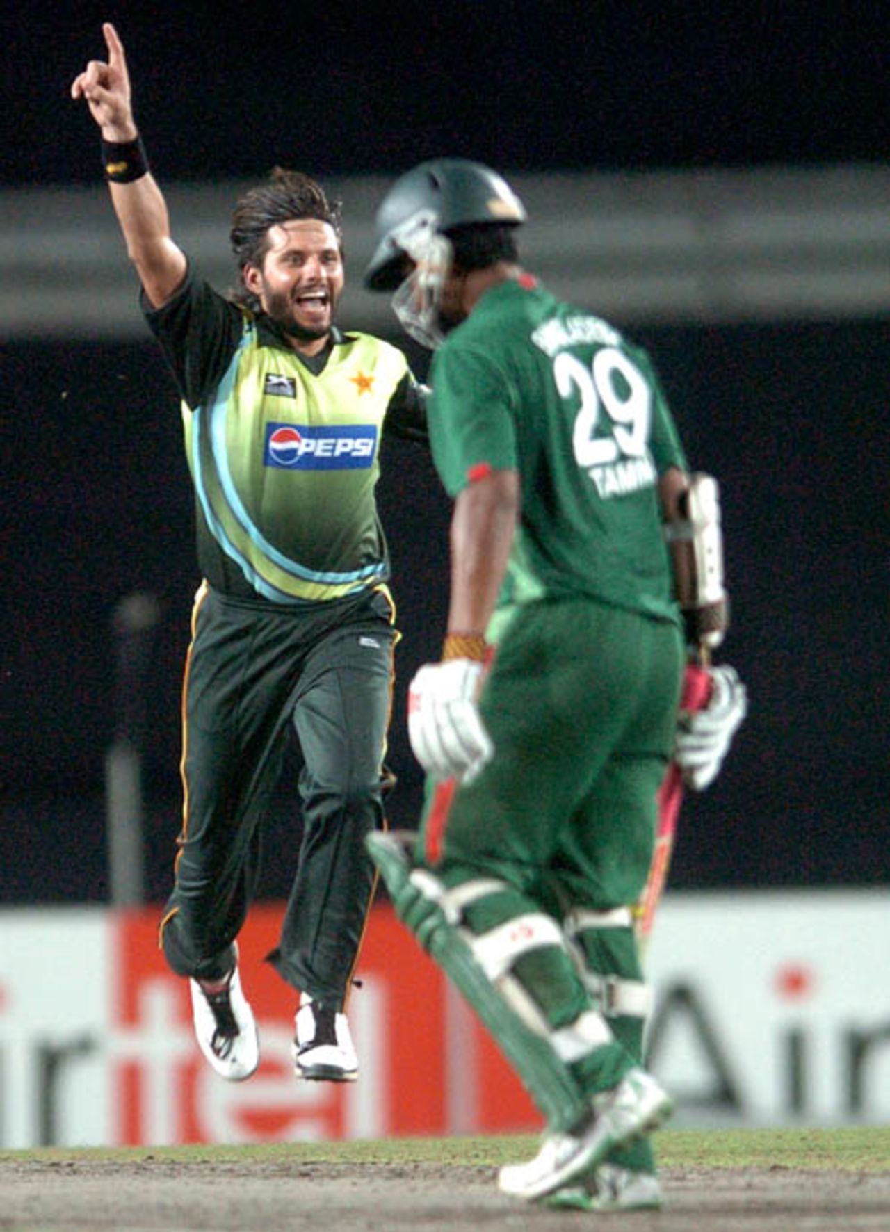 Shahid Afridi had Tamim Iqbal caught behind, Bangladesh v Pakistan, Kitply Cup, Dhaka, June 8, 2008