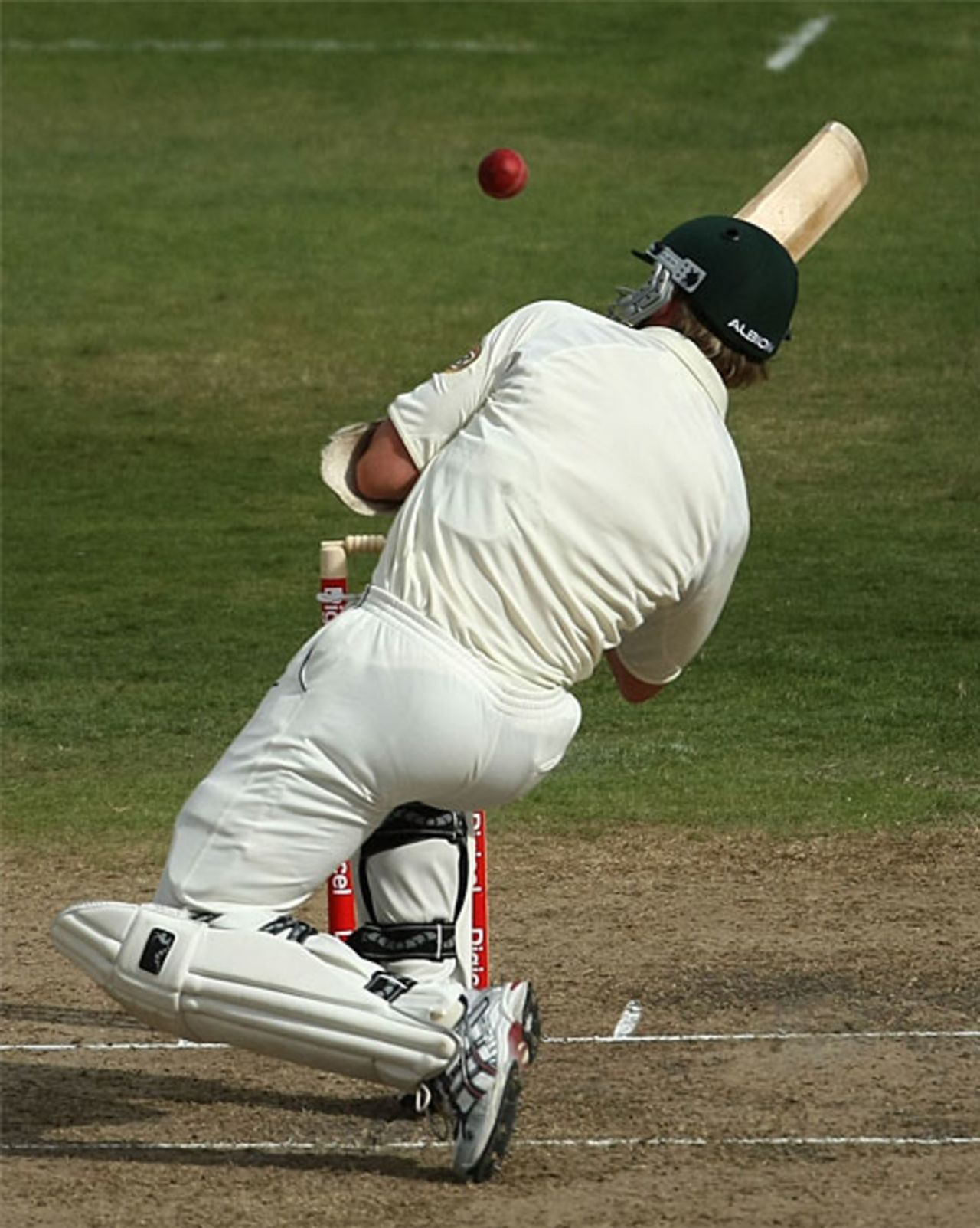 Brett Lee evades another short one from Fidel Edwards, West Indies v Australia, 3rd Test, Barbados, 1st day, June 12, 2008