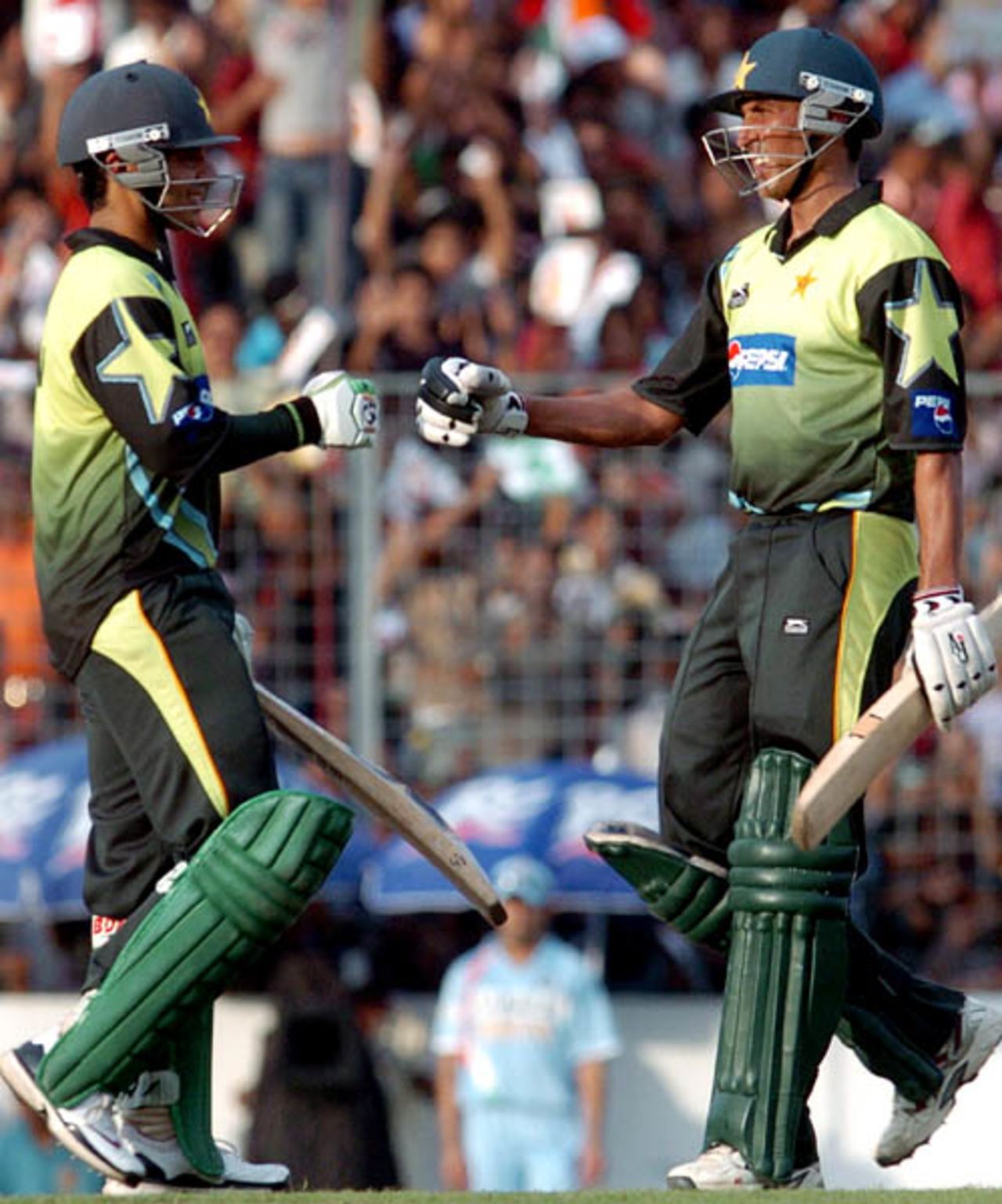 Salman Butt and Younis Khan made merry at the expense of the Indian bowlers, India v Pakistan, Kitply Cup final, Mirpur, June 14, 2008