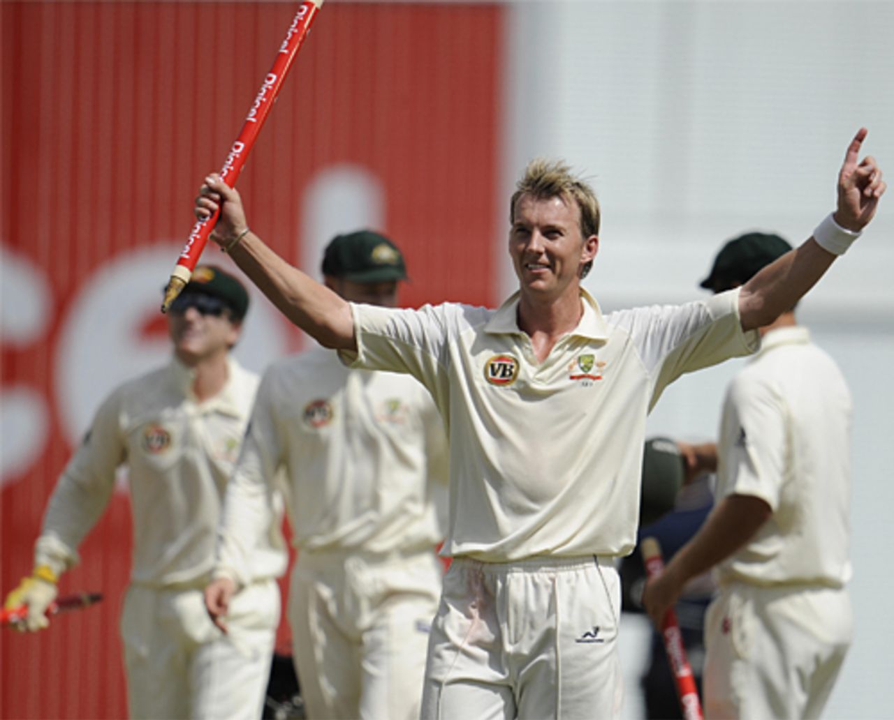 Brett Lee takes the applause after helping to stump West Indies, West Indies v Australia, 3rd Test, Barbados, 5th day, June 16, 2008