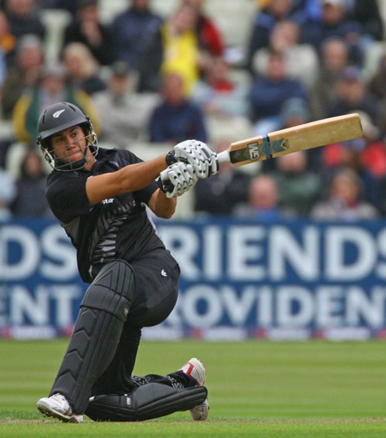 Ross Taylor slog-sweeps, England v New Zealand, 2nd ODI, Edgbaston, June 18, 2008