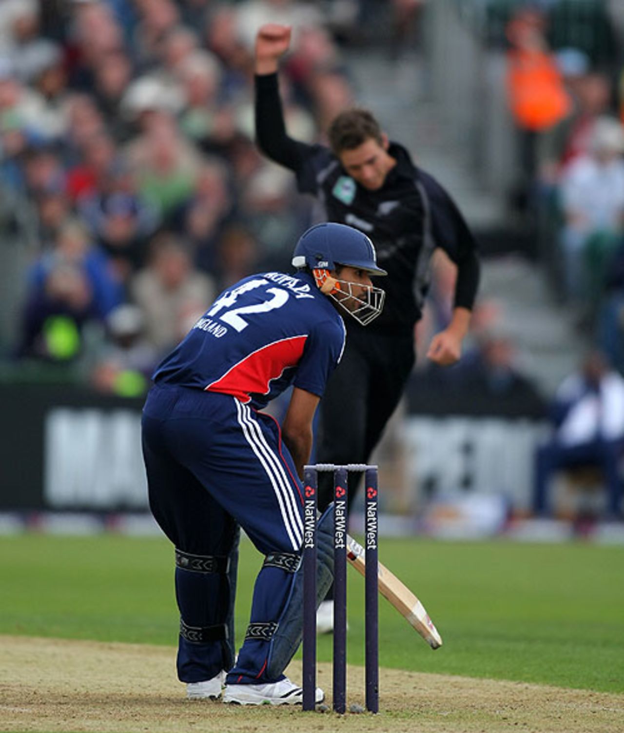 Ravi Bopara can't believe the catch that dismissed him, England v New Zealand, 3rd ODI, Bristol, June 21, 2008