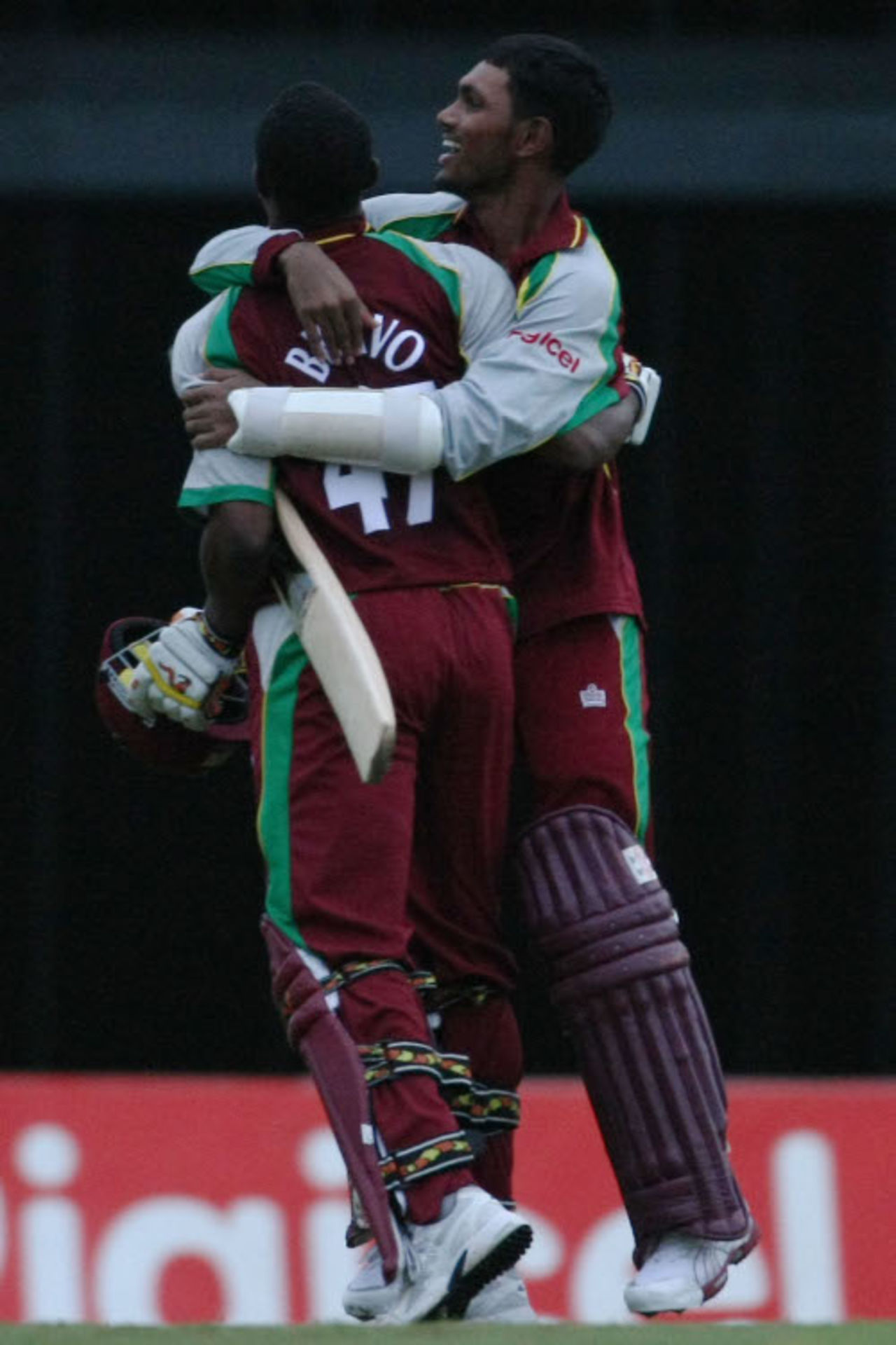 Denesh Ramdim gives Dwayne Bravo a high aftter West Indies' win, West Indies v Australia, Twenty20, Barbados, June 20, 2008