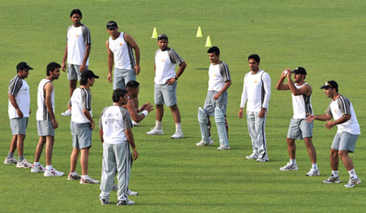 The UAE team work on their catching, Lahore, June 22, 2008