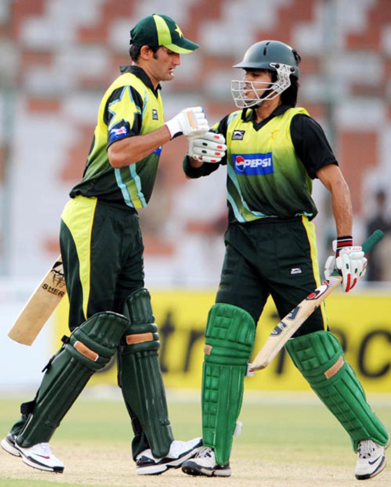 Sohail Tanvir and Fawad Alam rebuild Pakistan's innings, Pakistan v Hong Kong, Group B, Asia Cup, Karachi, June 24, 2008