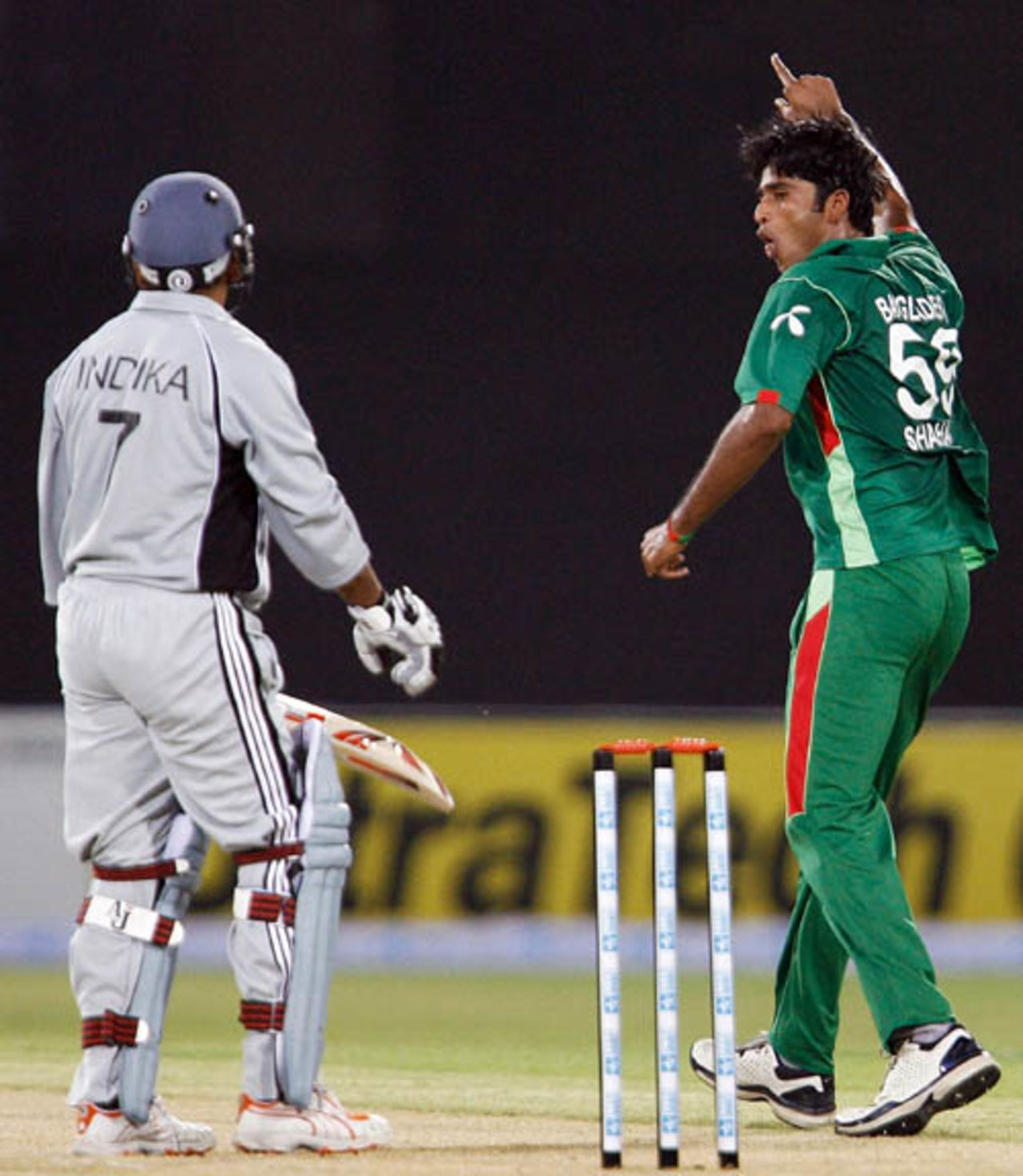 Shahadat Hossain trapped Indika Batuwitarachchi in front, Bangladesh v UAE, Group A, Asia Cup, Lahore, June 24, 2008