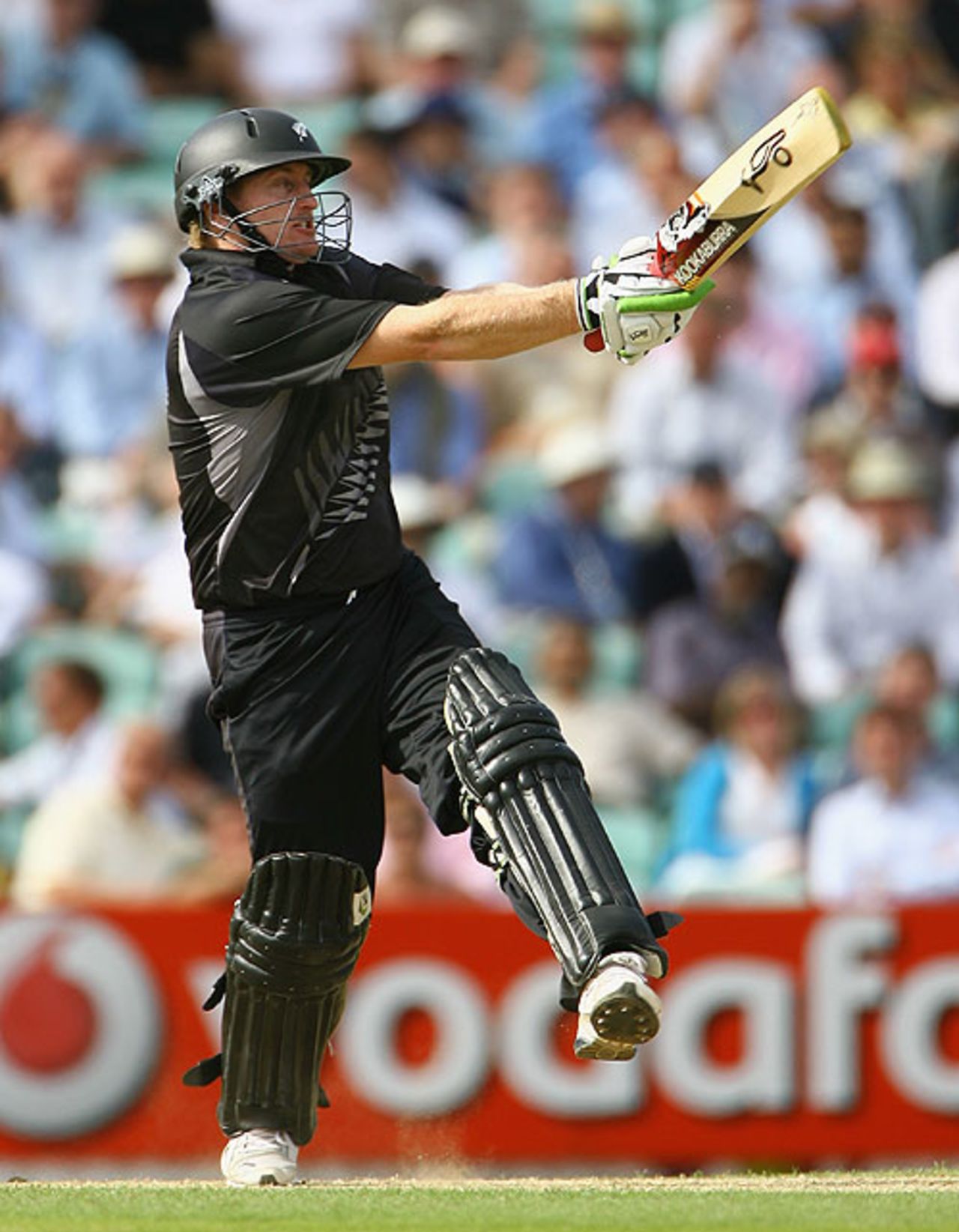 Scott Styris pulls through midwicket during his crucial half-century, England v New Zealand, 4th ODI, The Oval, June 25, 2008
