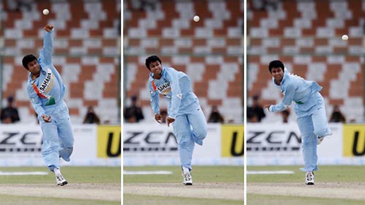A closer look at Pragyan Ojha's bowling action, Bangladesh v India, Super Four, Asia Cup, Karachi, June 28, 2008 