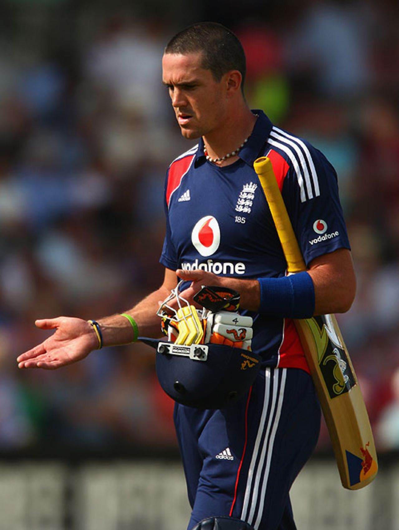 Disappointment for Kevin Pietersen in his first innings as England captain, England v New Zealand, 5th ODI, Lord's, June 28, 2008