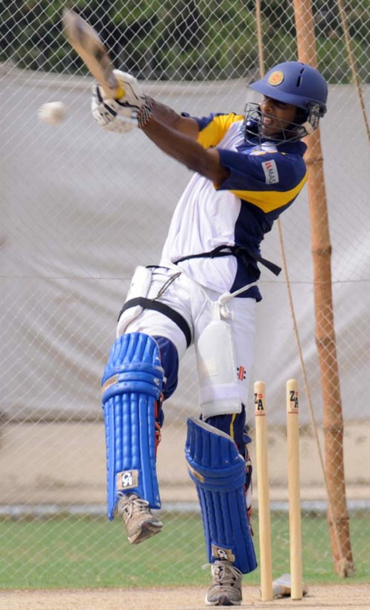Jehan Mubarak pulls the ball during a practice session, Karachi, July 2, 2008