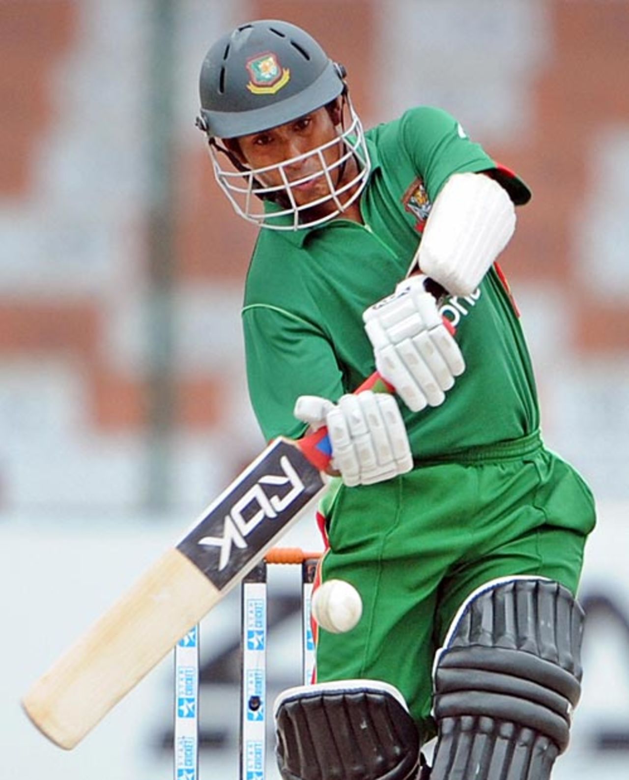 Mohammad Ashraful was out for 14, Pakistan v Bangladesh, Super Four, Asia Cup, Karachi, July 4, 2008